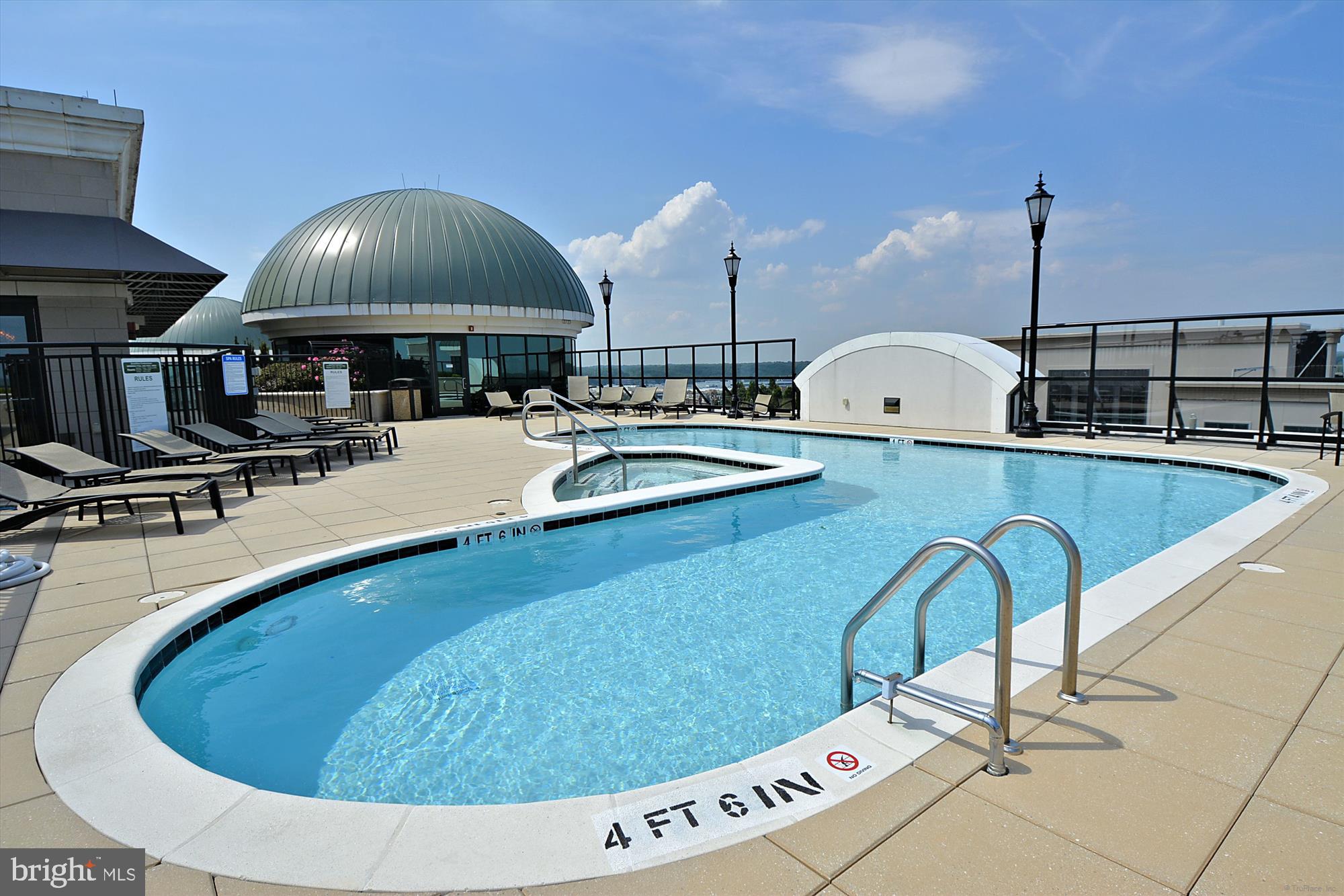 GRANDVIEW AT ANNAPOLIS TOWNE CENTRE - Residential
