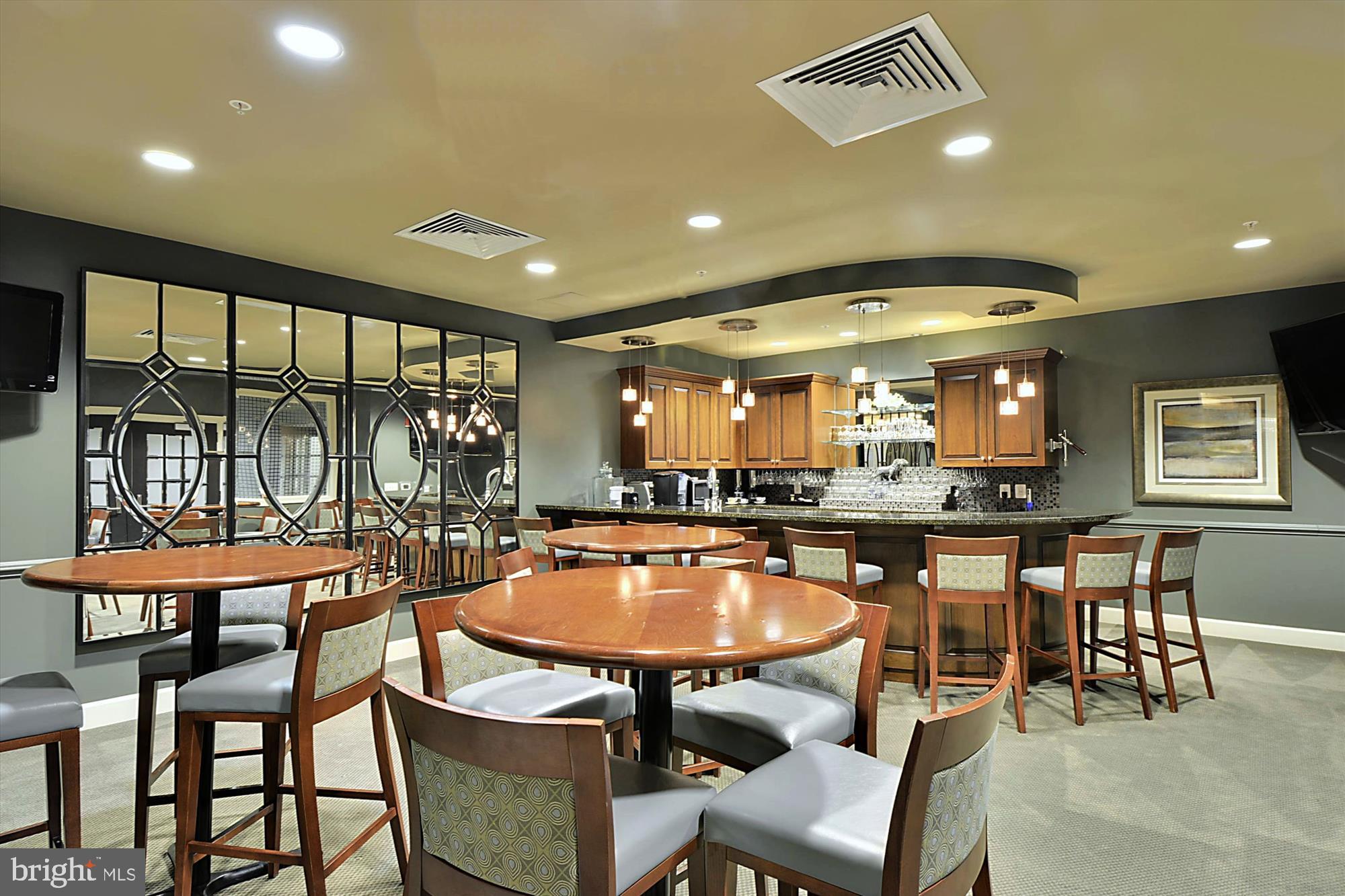 GRANDVIEW AT ANNAPOLIS TOWNE CENTRE - Residential