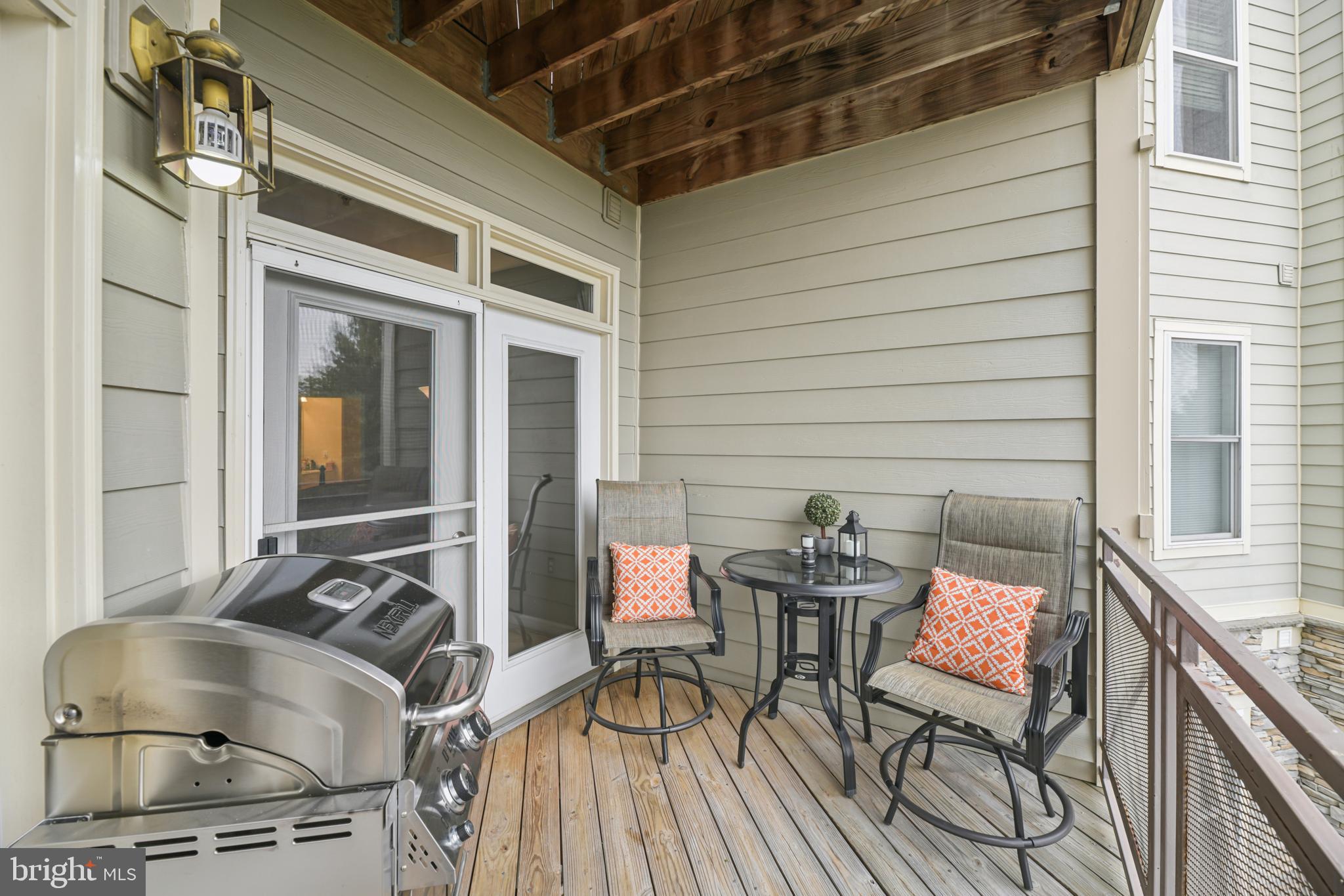 POTOMAC POINTE CONDOMINI - Residential