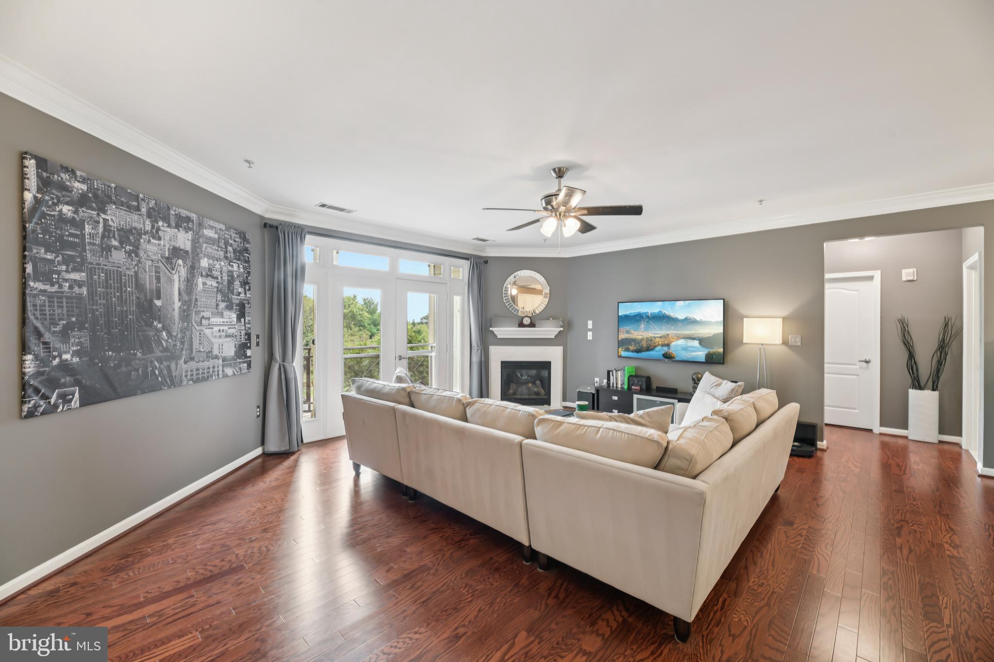 1621 LADUE COURT 207