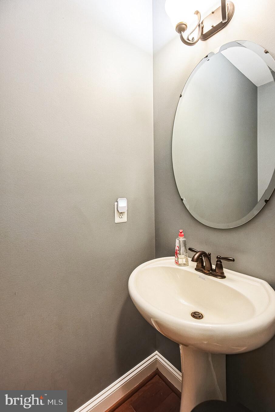 COACHMAN'S PATH - Residential