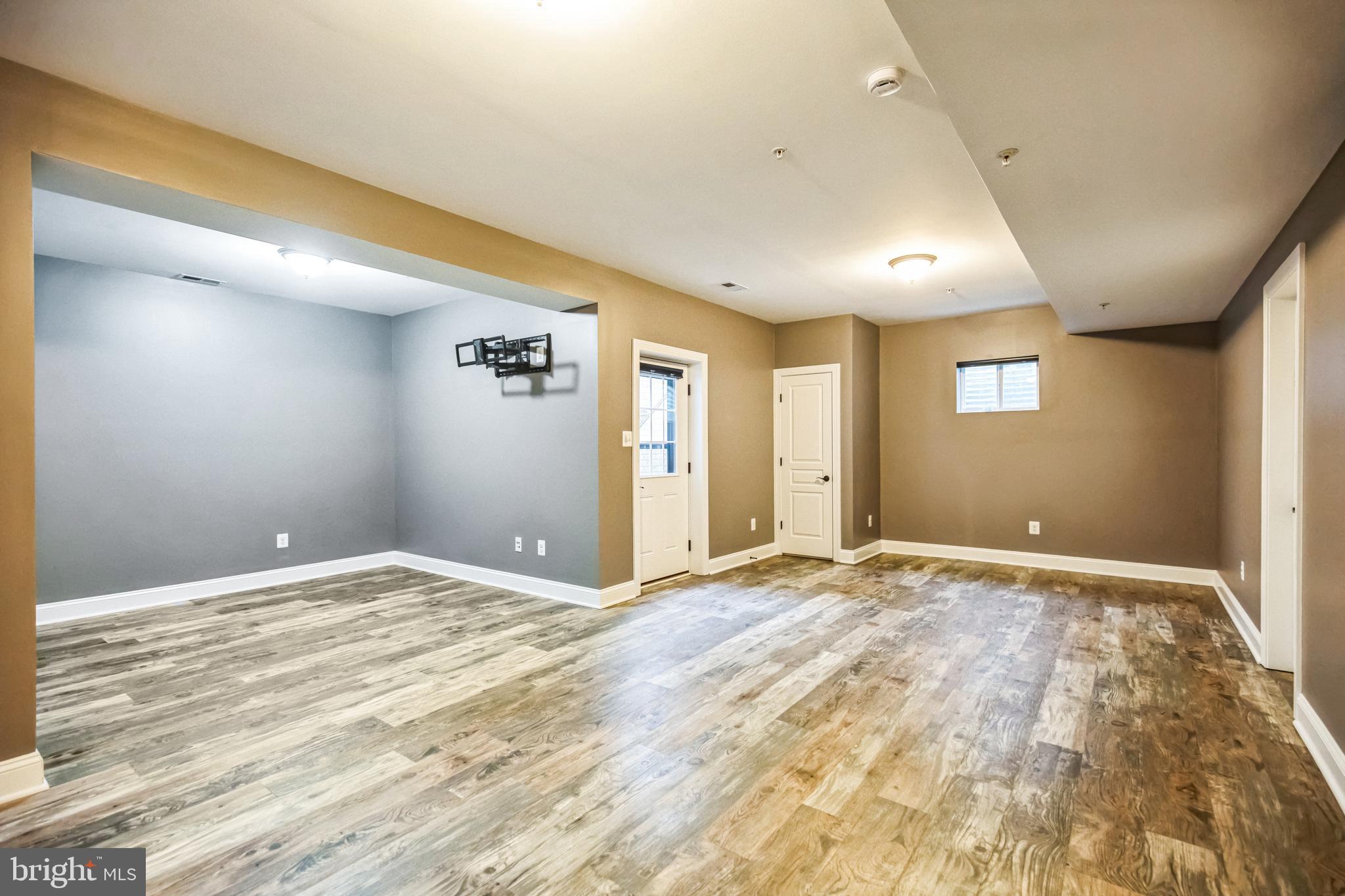 COACHMAN'S PATH - Residential