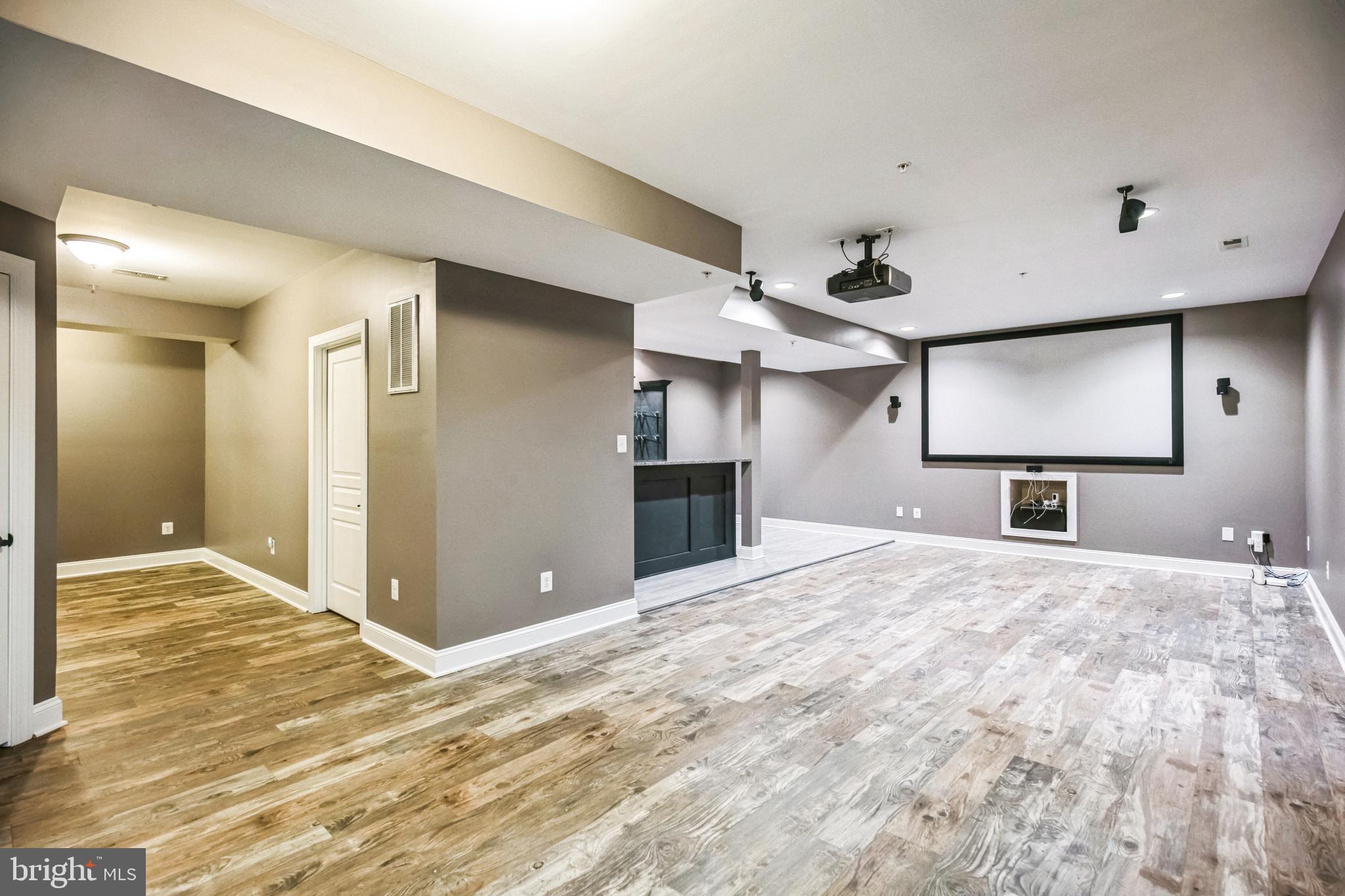 COACHMAN'S PATH - Residential