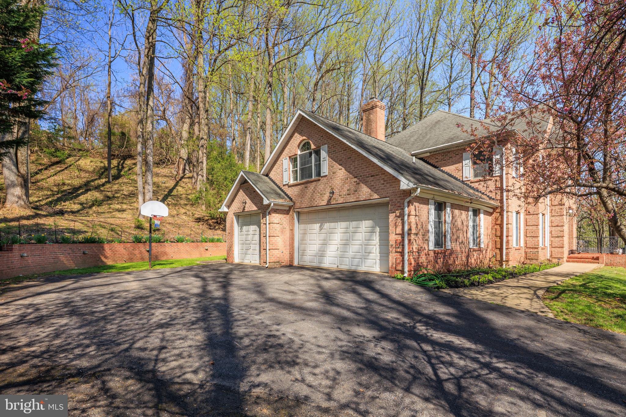 IVY HILL - Residential