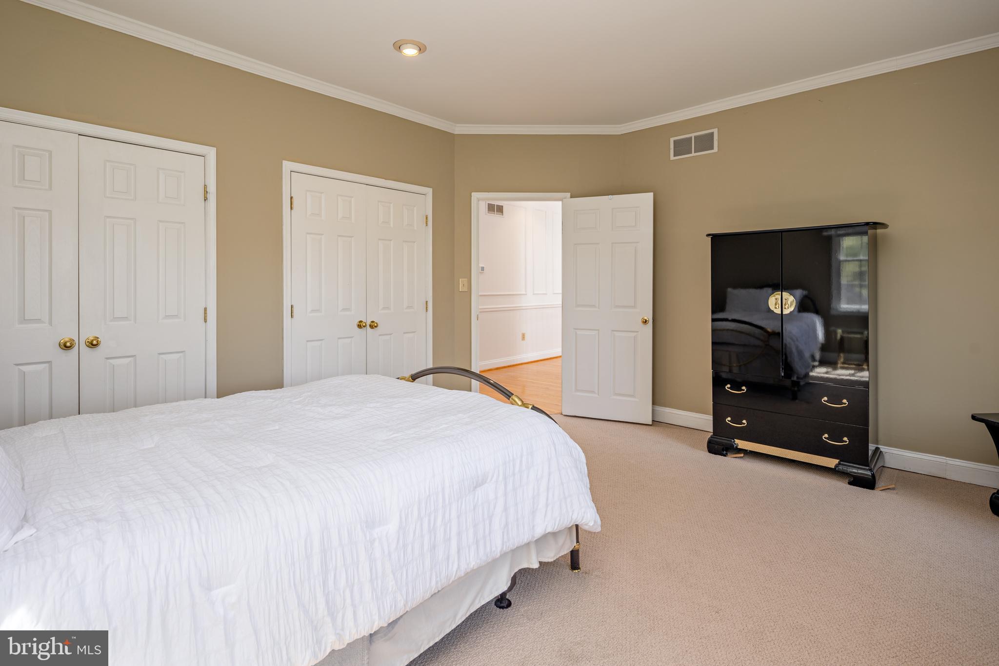 IVY HILL - Residential