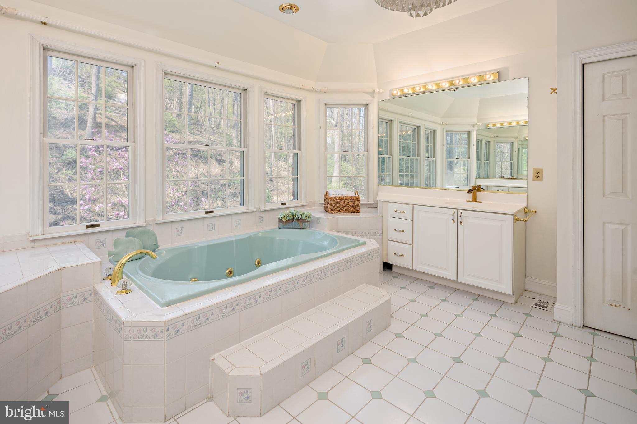 IVY HILL - Residential