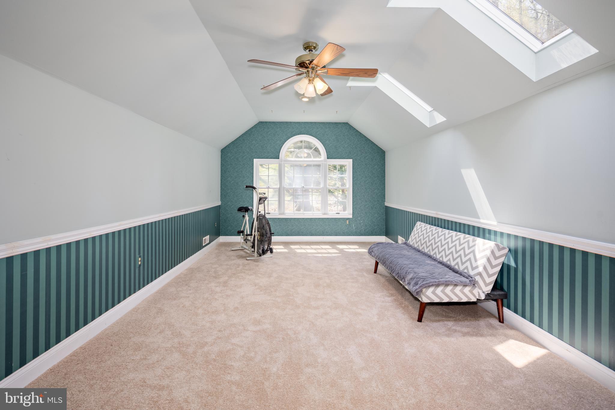 IVY HILL - Residential