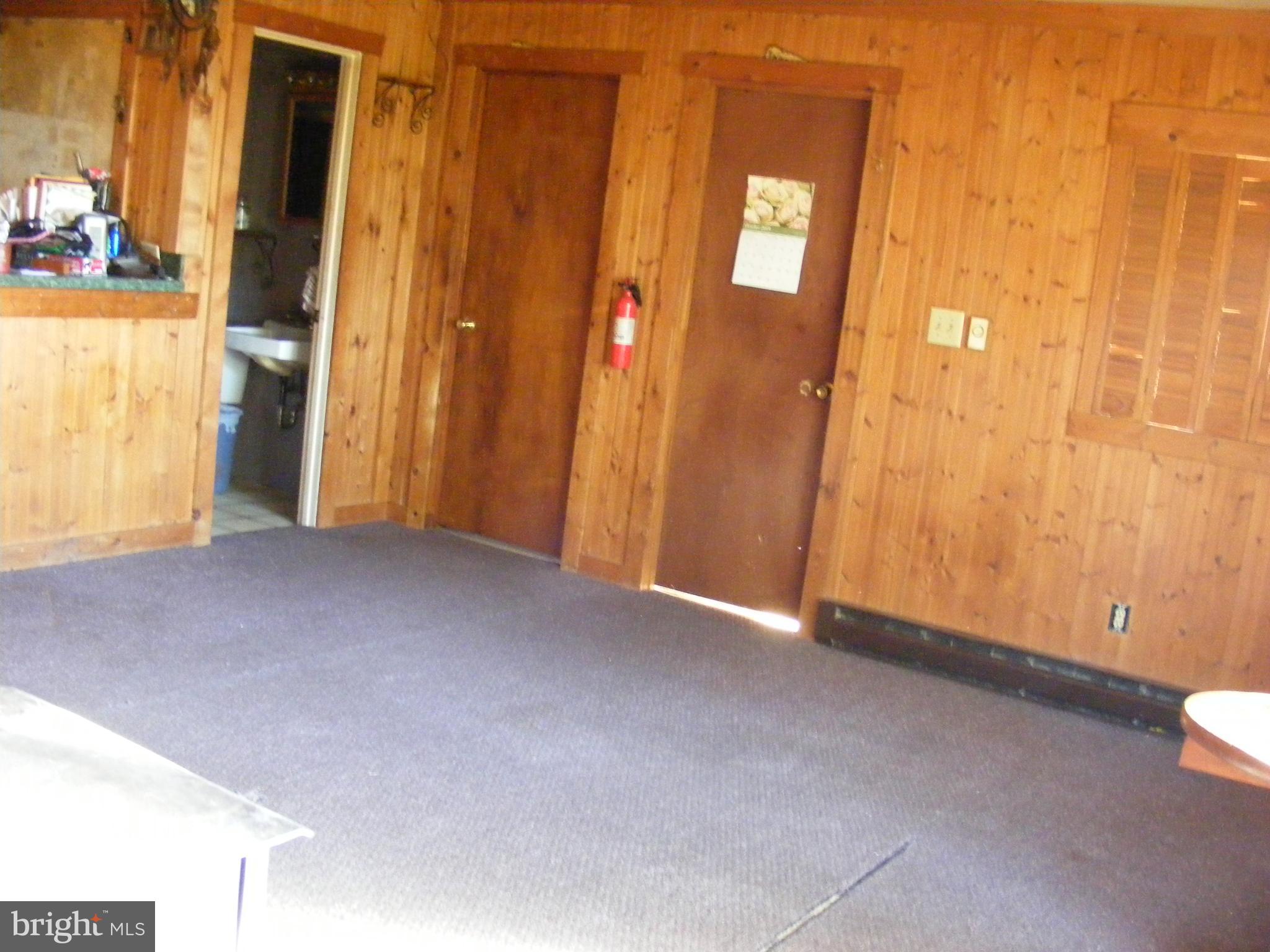 SHAWNEELAND - Residential