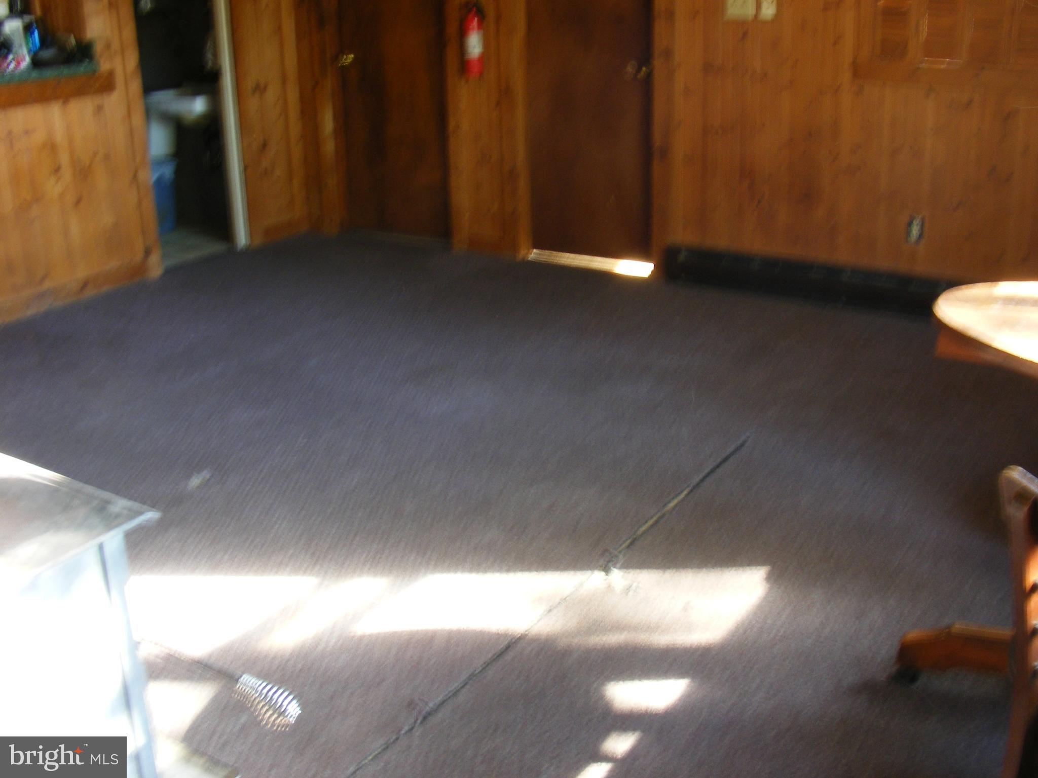 SHAWNEELAND - Residential