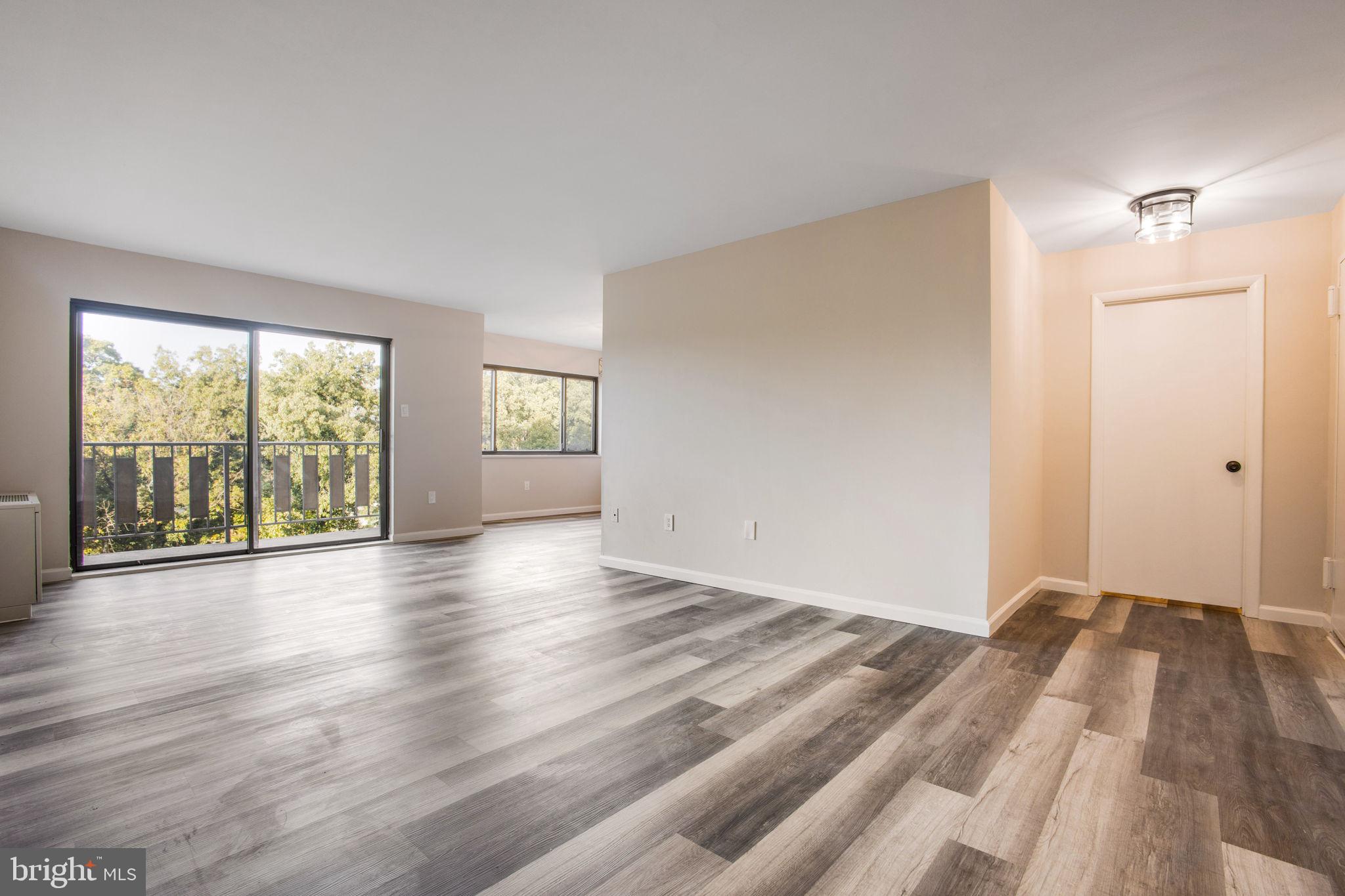 PINEWAY TOWERS - Residential