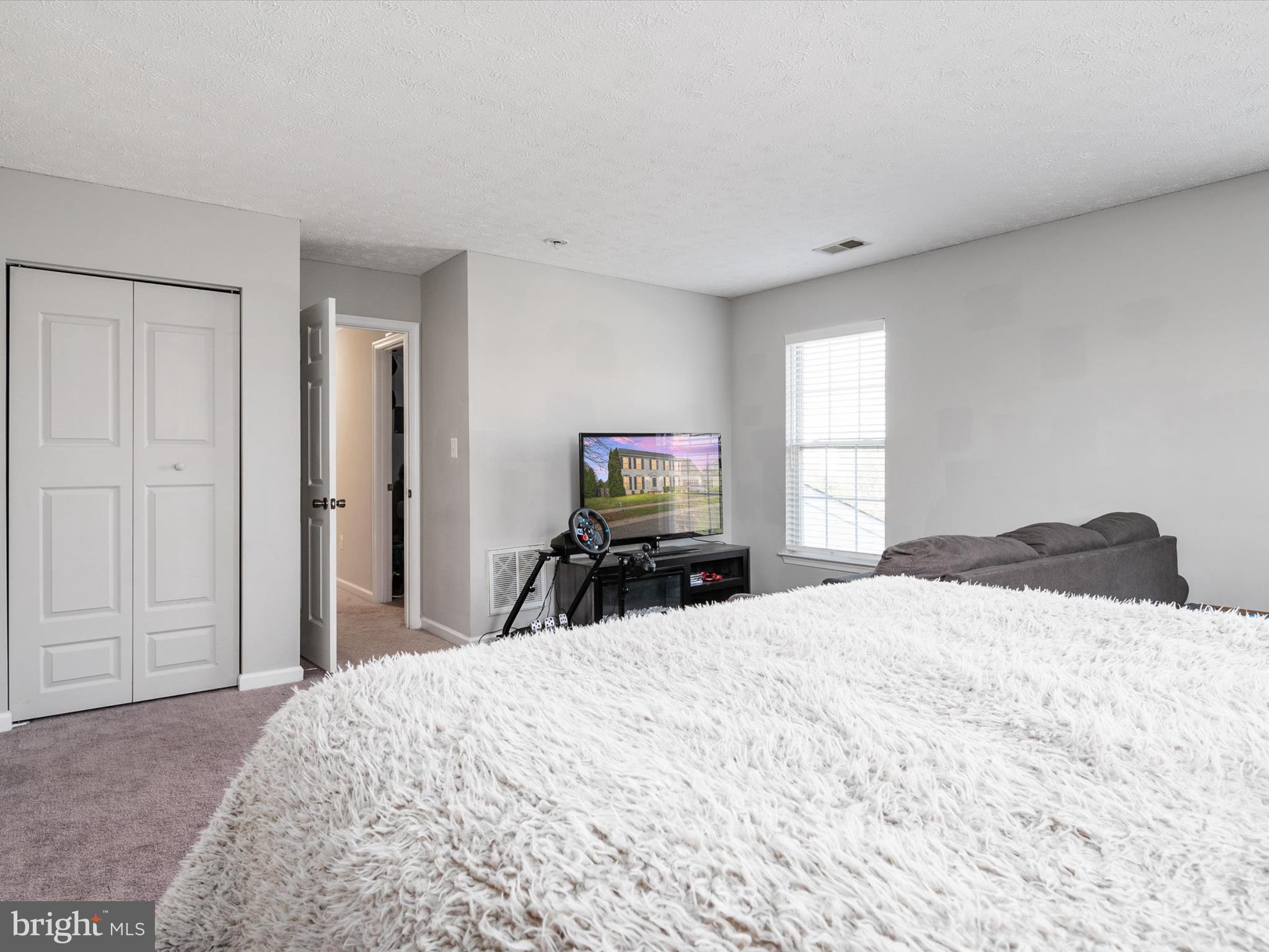 PROVIDENCE FARM - Residential