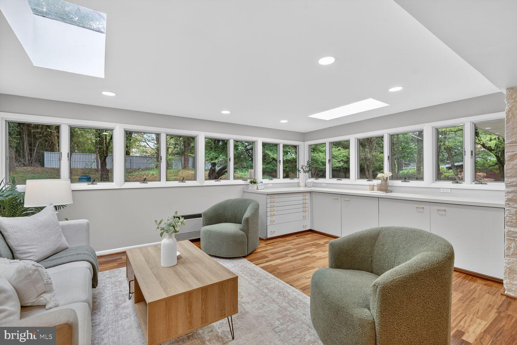STEVENSON VILLAGE - Residential