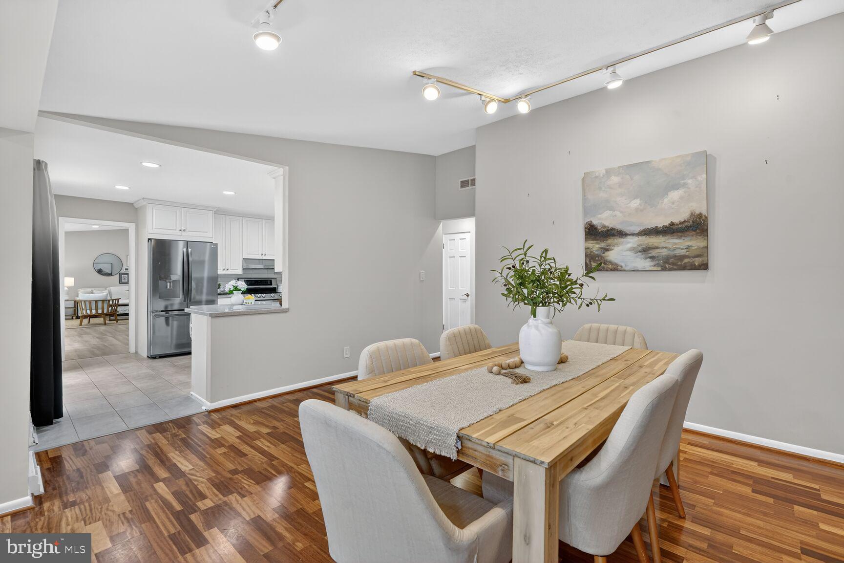 STEVENSON VILLAGE - Residential