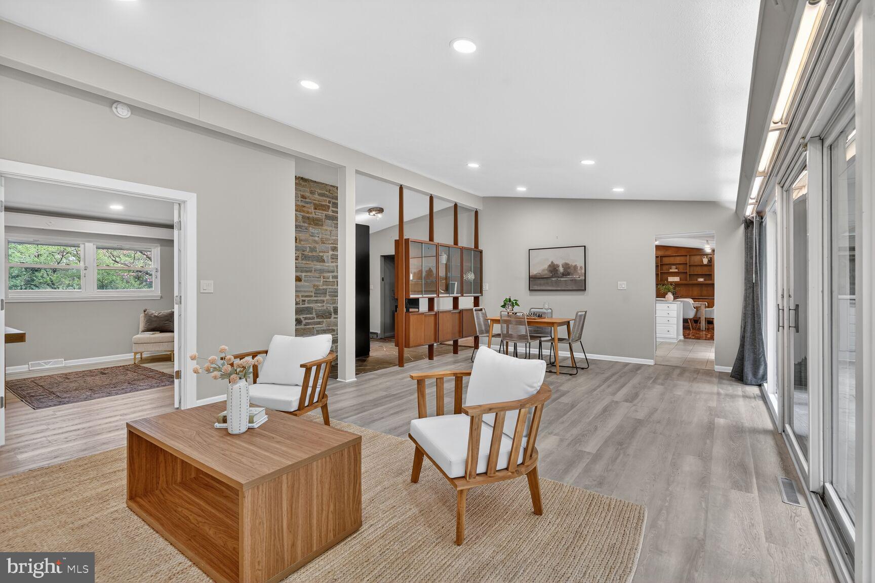 STEVENSON VILLAGE - Residential
