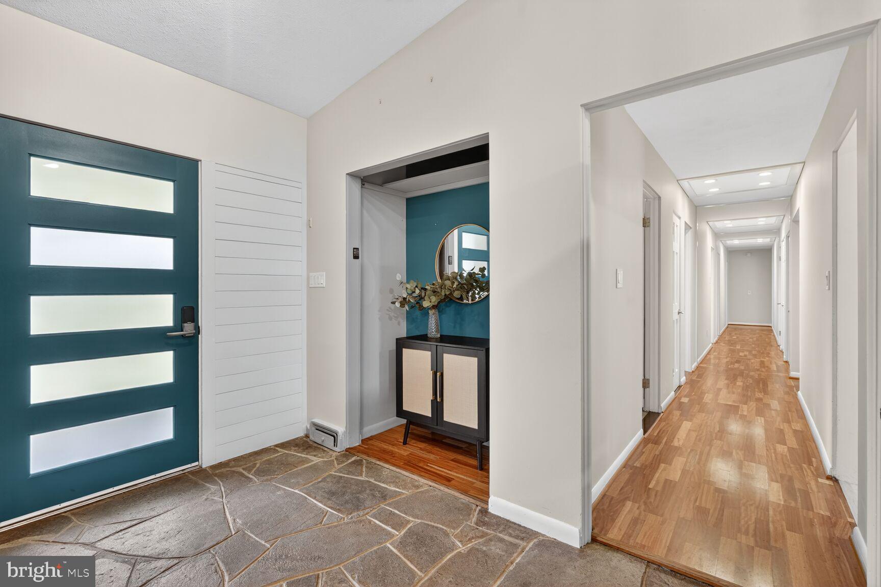 STEVENSON VILLAGE - Residential