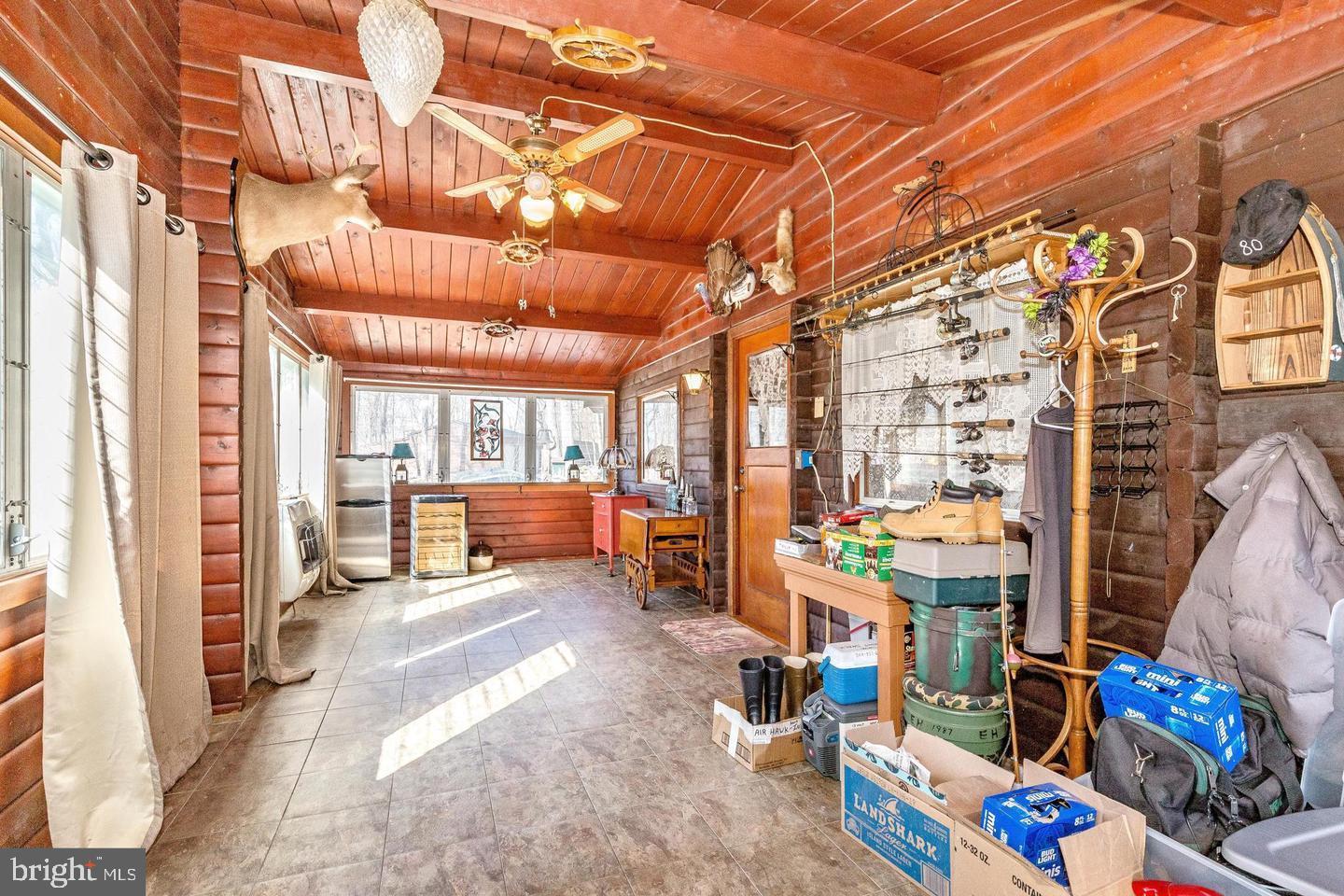 SHANNONDALE - Residential