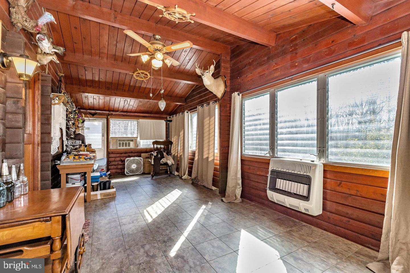 SHANNONDALE - Residential