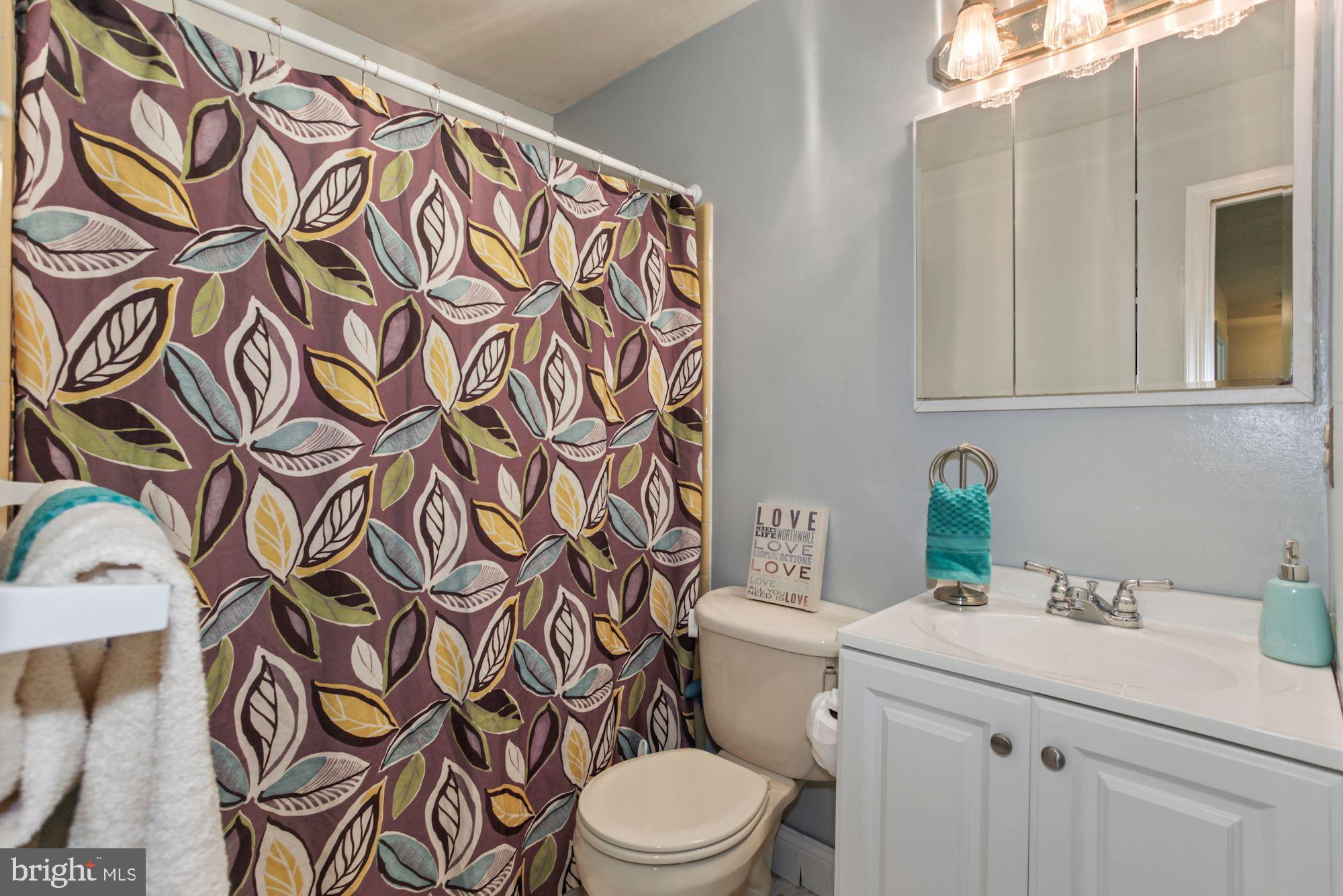 TOWNES OF ORANGE HUNT - Residential