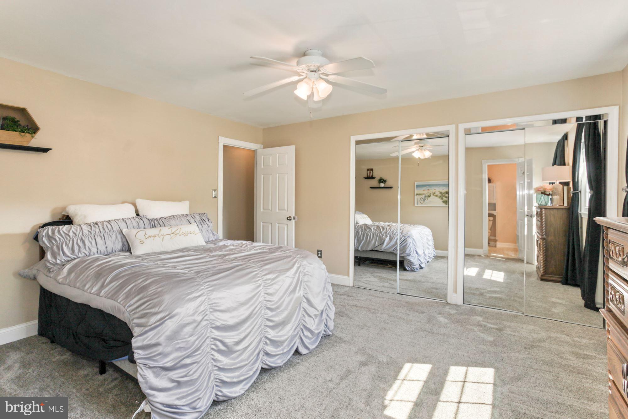 TOWNES OF ORANGE HUNT - Residential