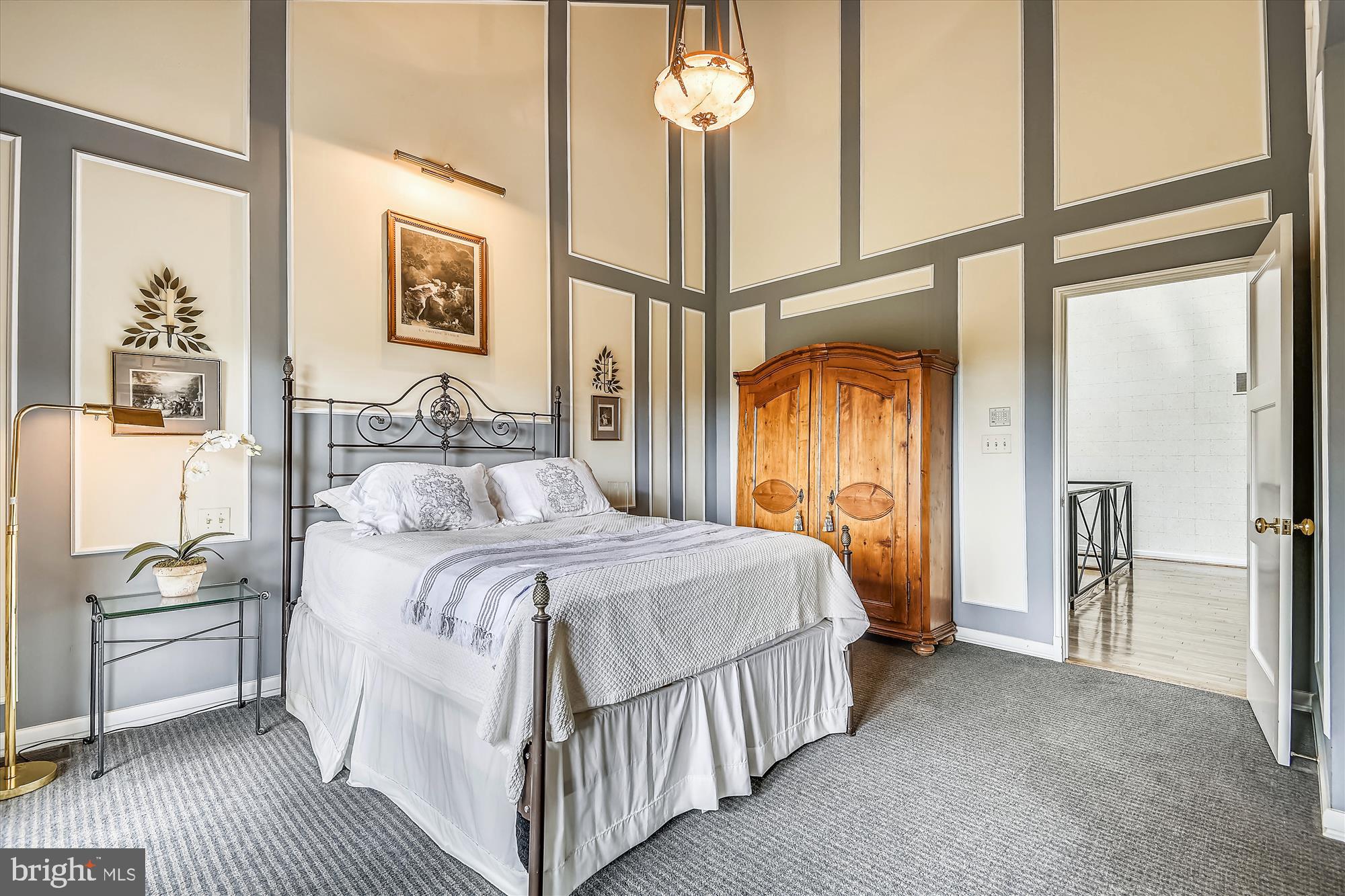 NORTH ROLAND PARK - Residential