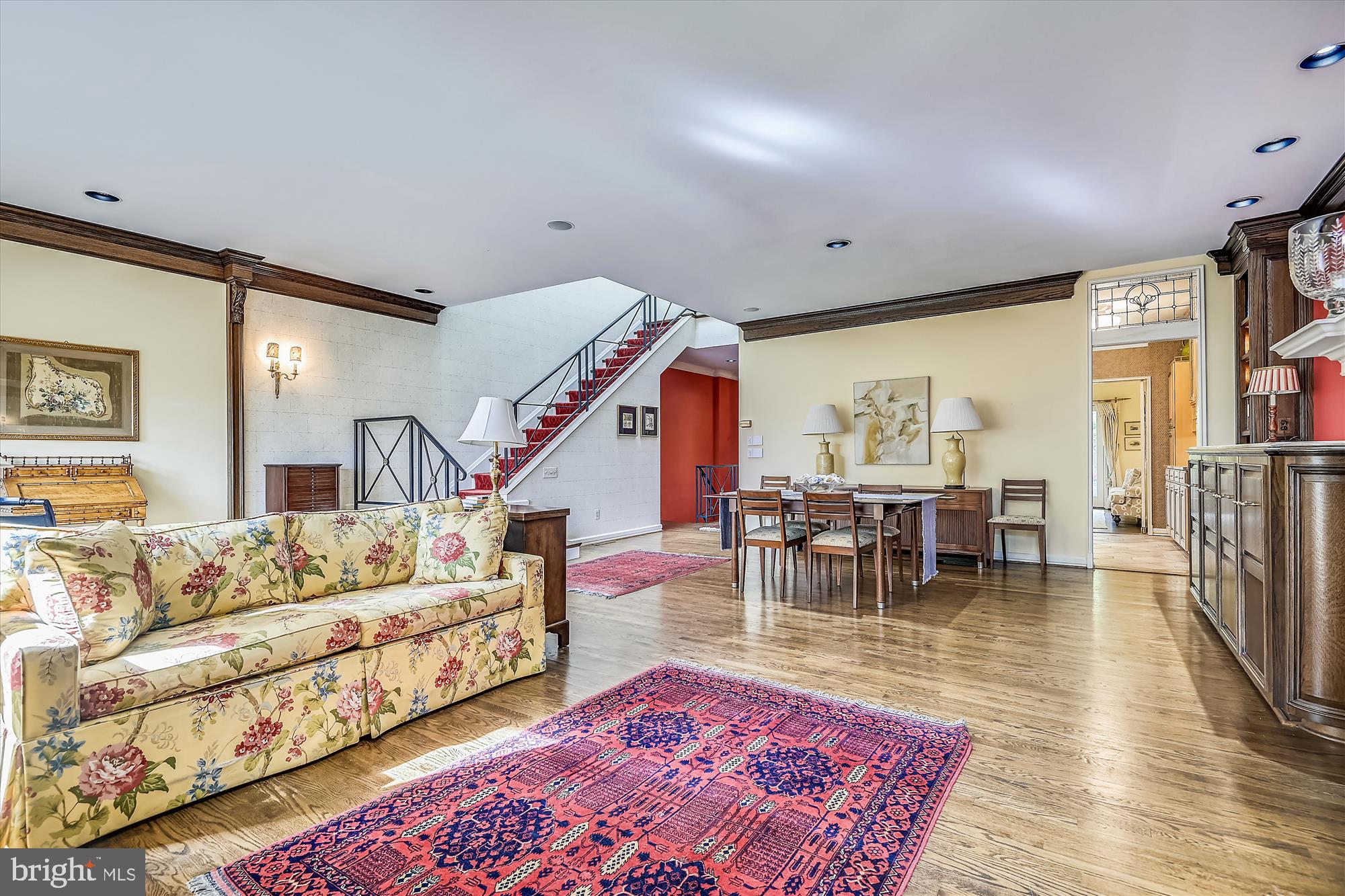 NORTH ROLAND PARK - Residential