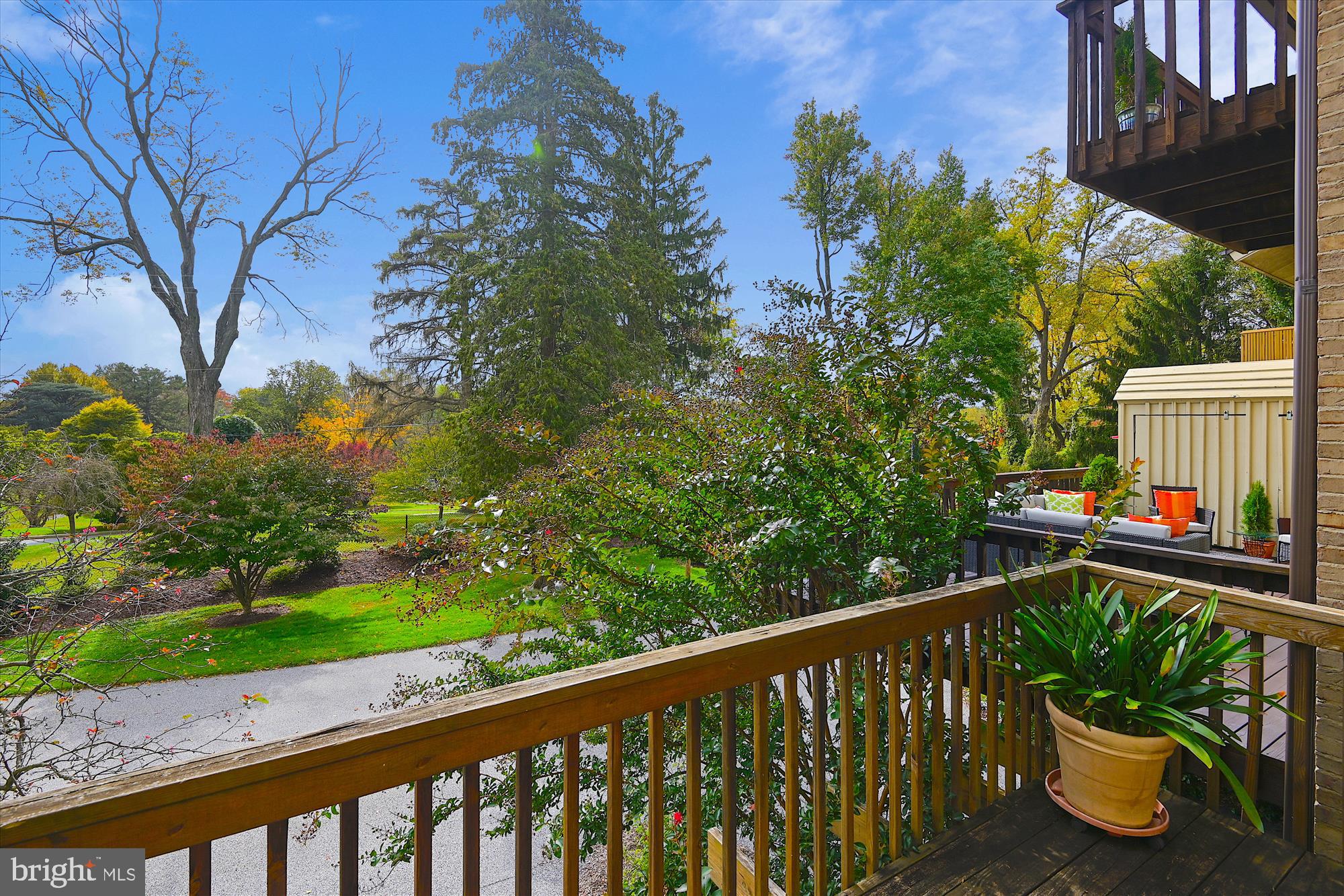 NORTH ROLAND PARK - Residential