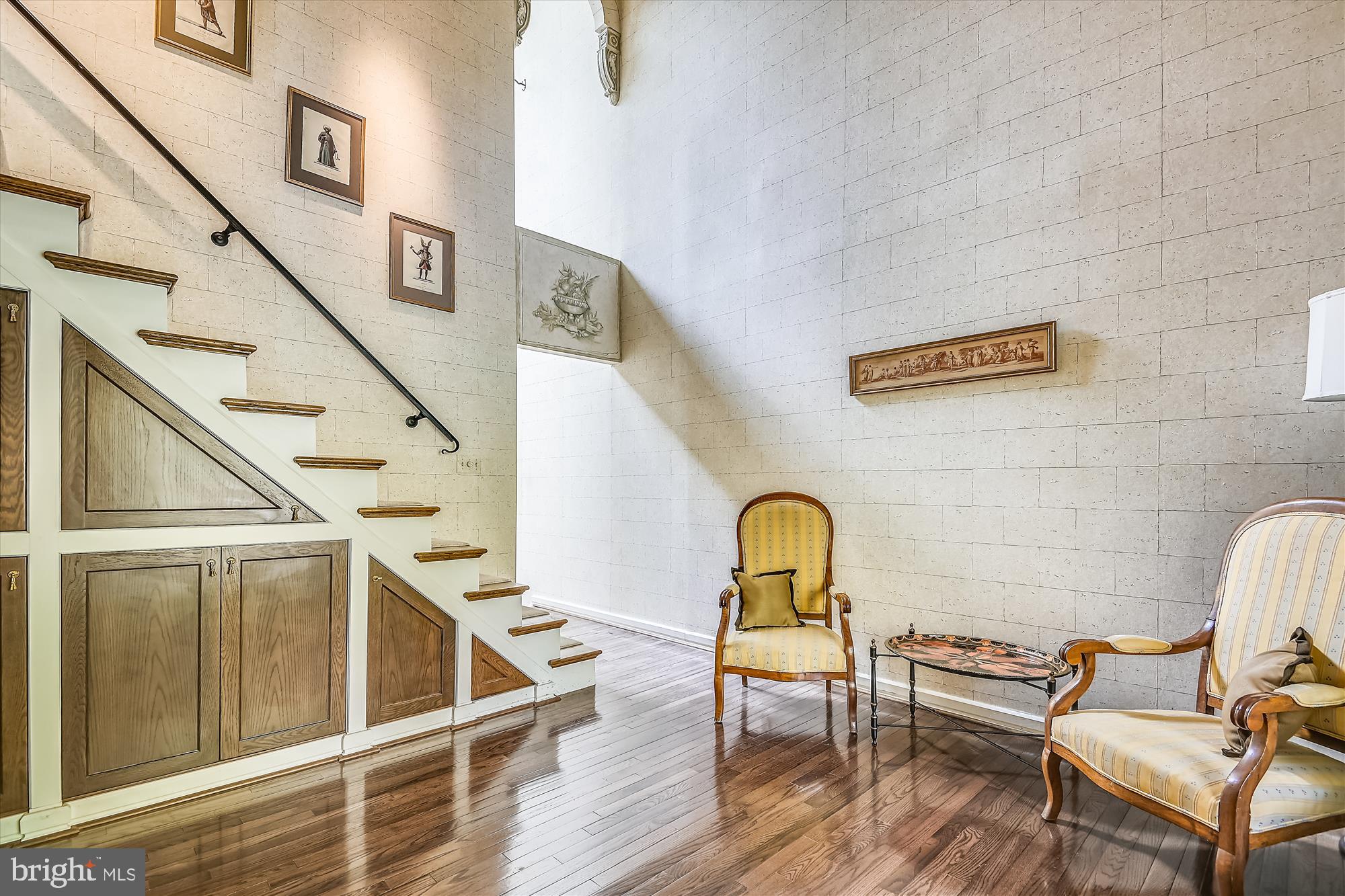 NORTH ROLAND PARK - Residential