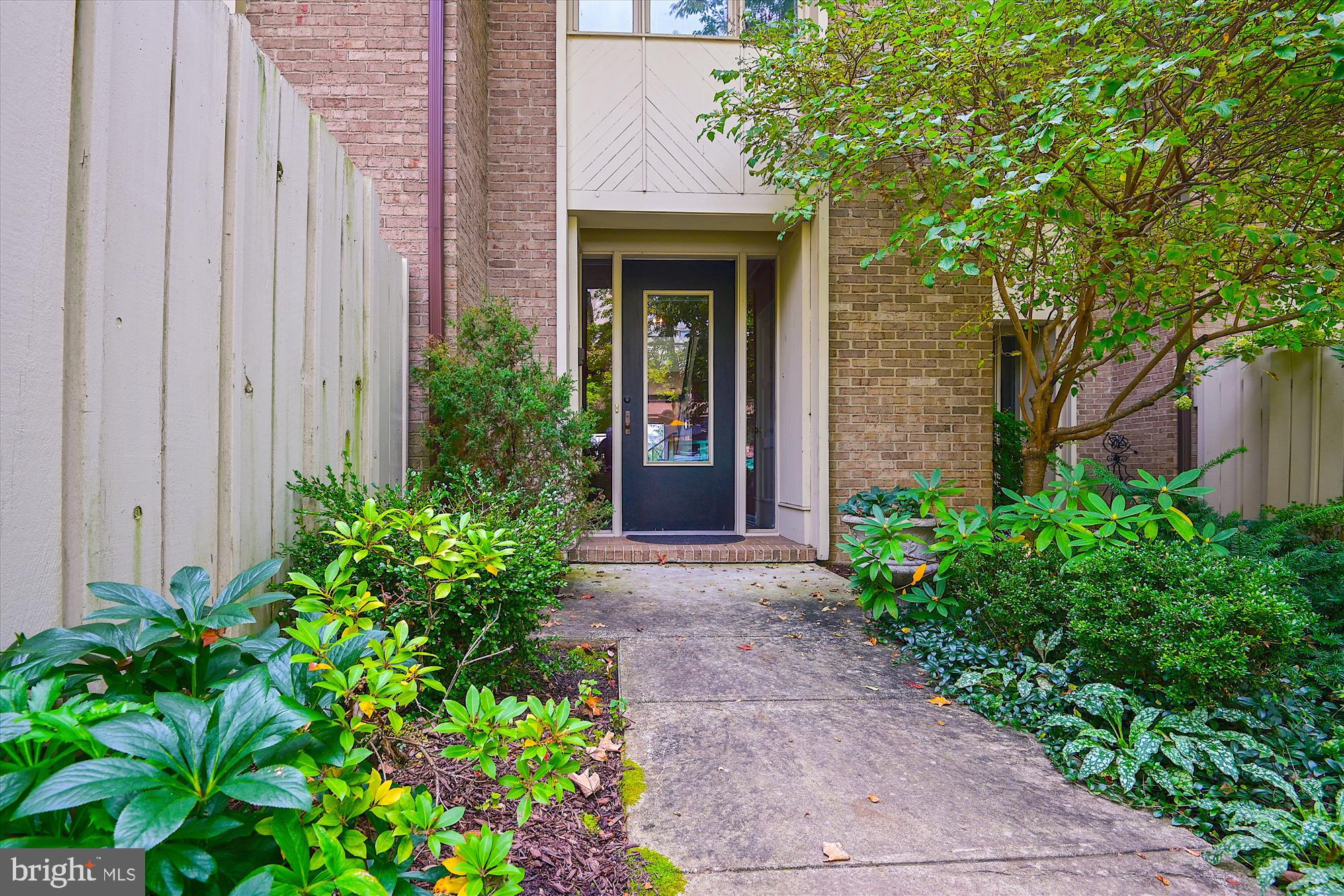 NORTH ROLAND PARK - Residential