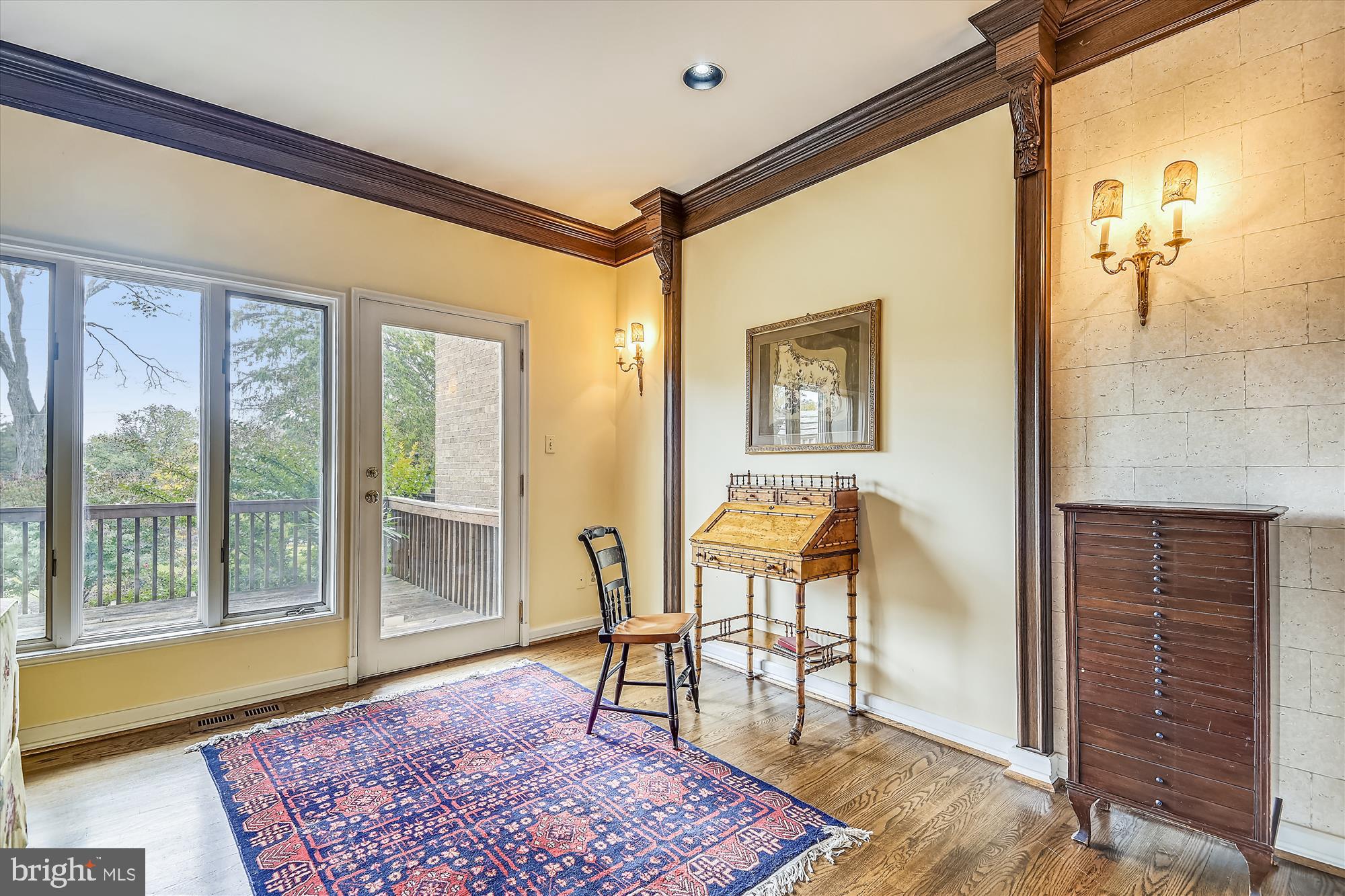 NORTH ROLAND PARK - Residential