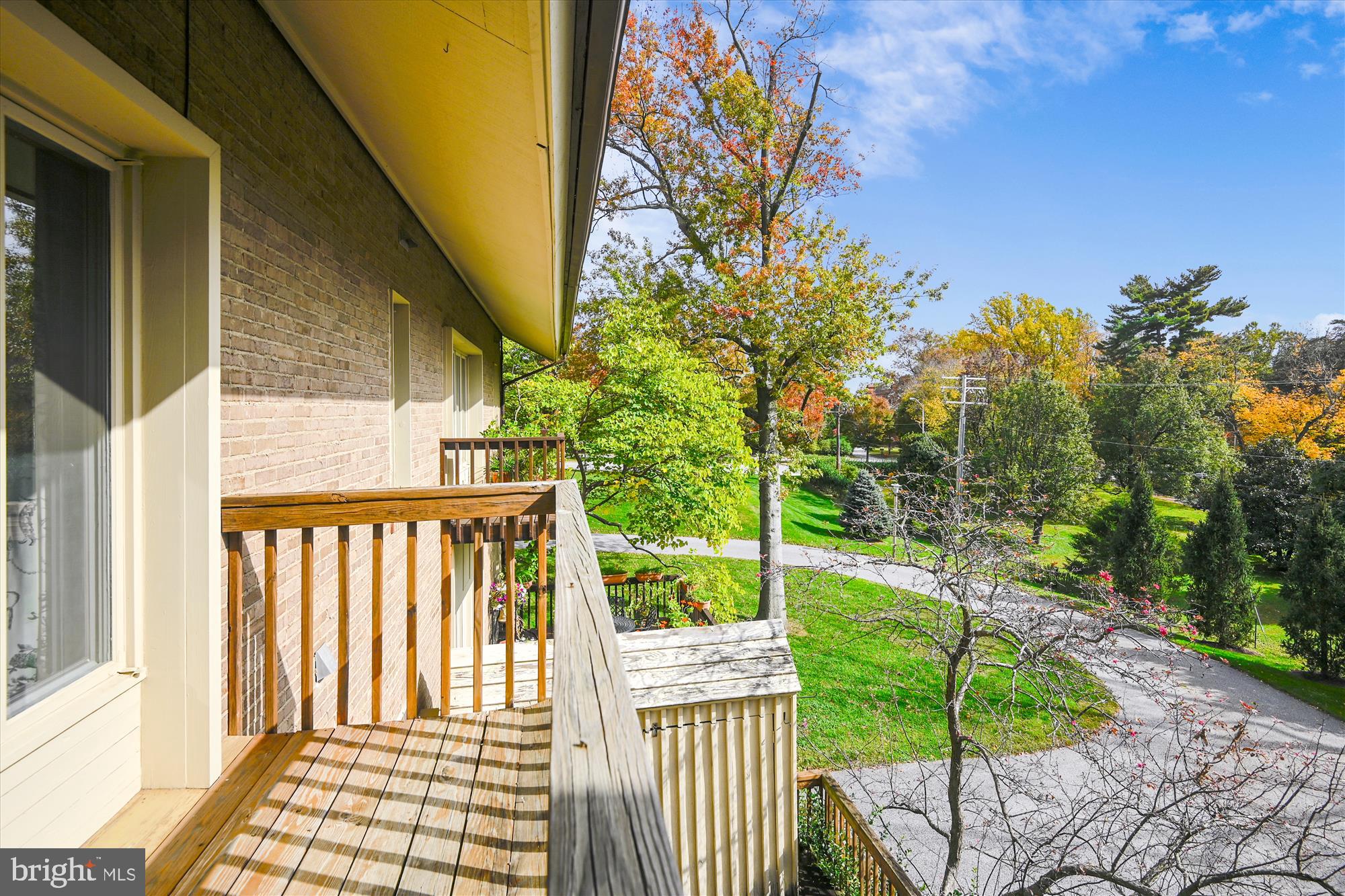 NORTH ROLAND PARK - Residential