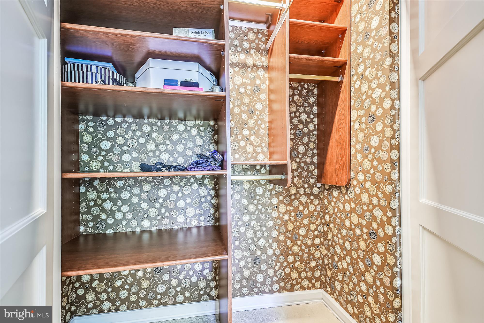 NORTH ROLAND PARK - Residential