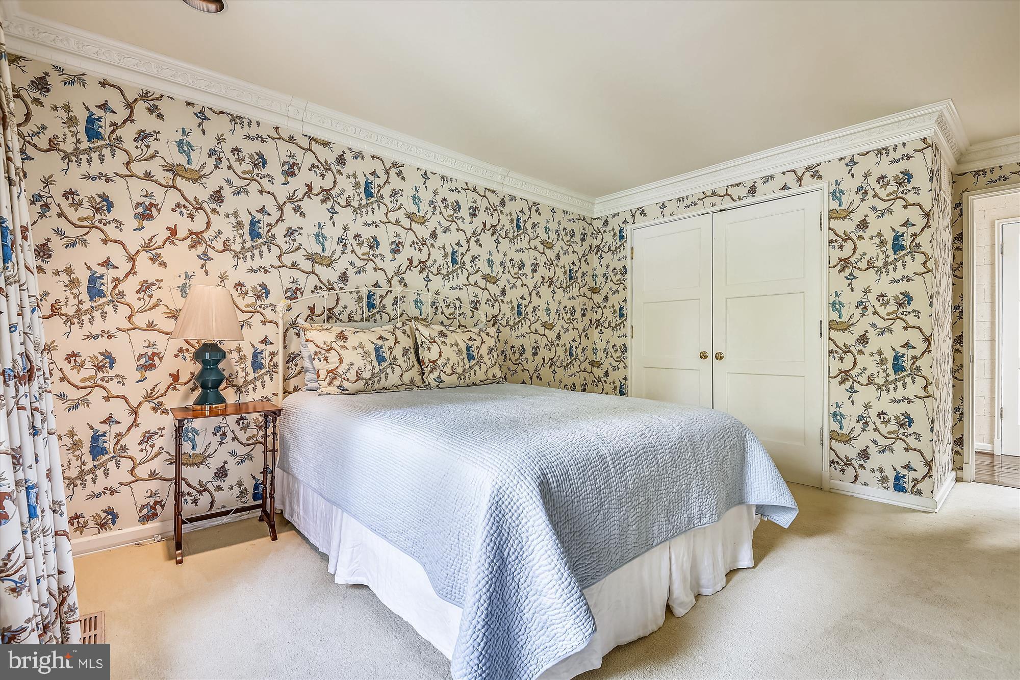 NORTH ROLAND PARK - Residential