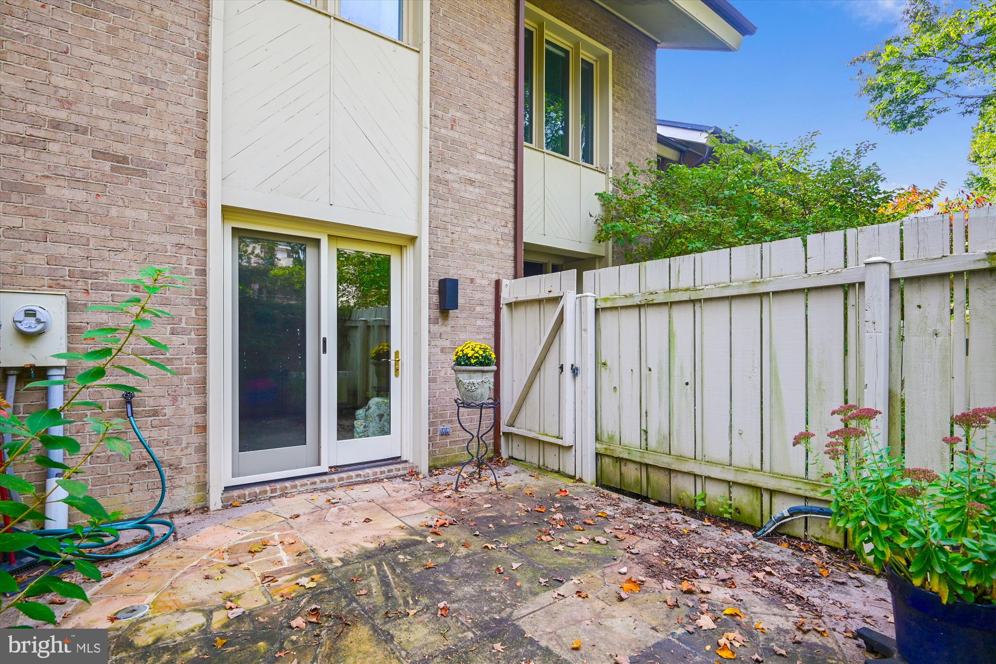 NORTH ROLAND PARK - Residential