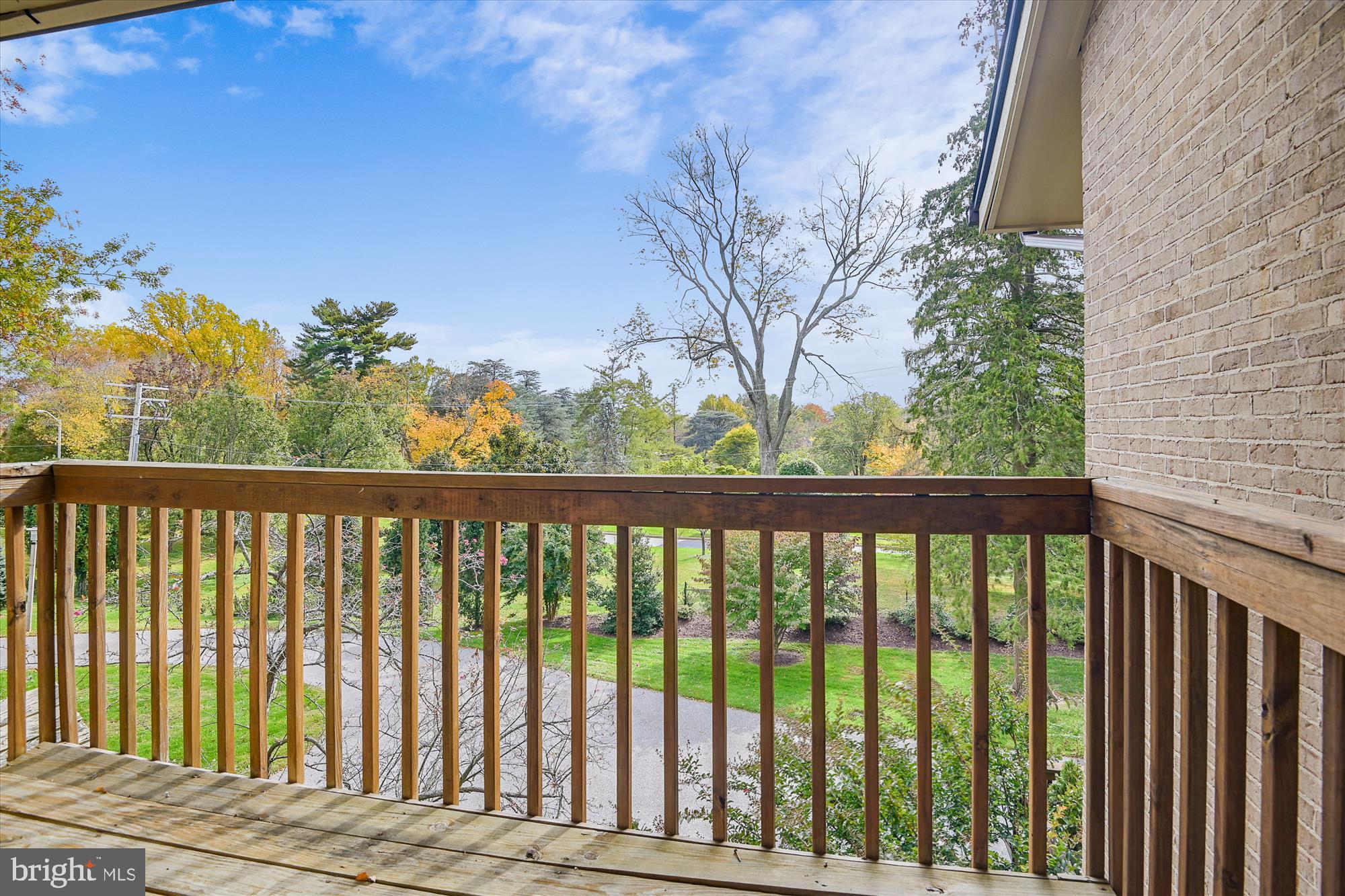 NORTH ROLAND PARK - Residential