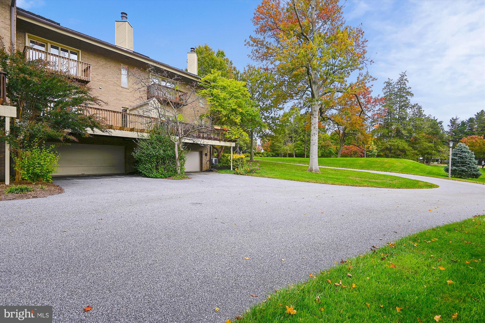 NORTH ROLAND PARK - Residential