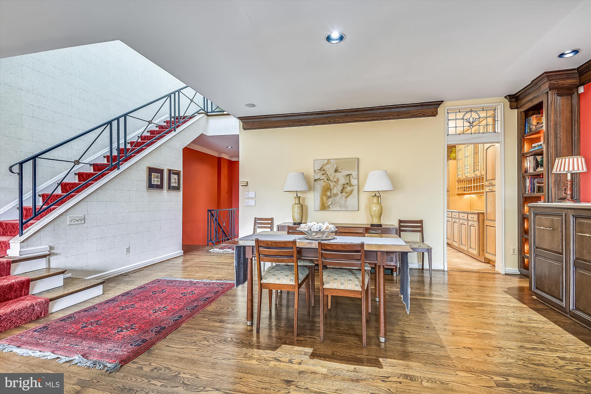 NORTH ROLAND PARK - Residential