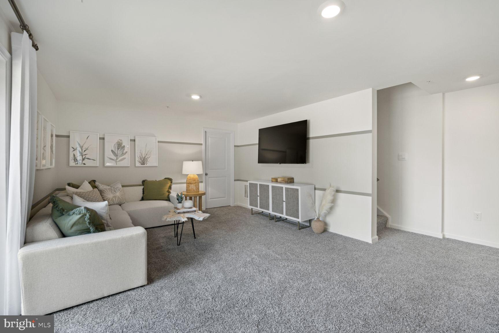 TOLLHOUSE WOODS - Residential