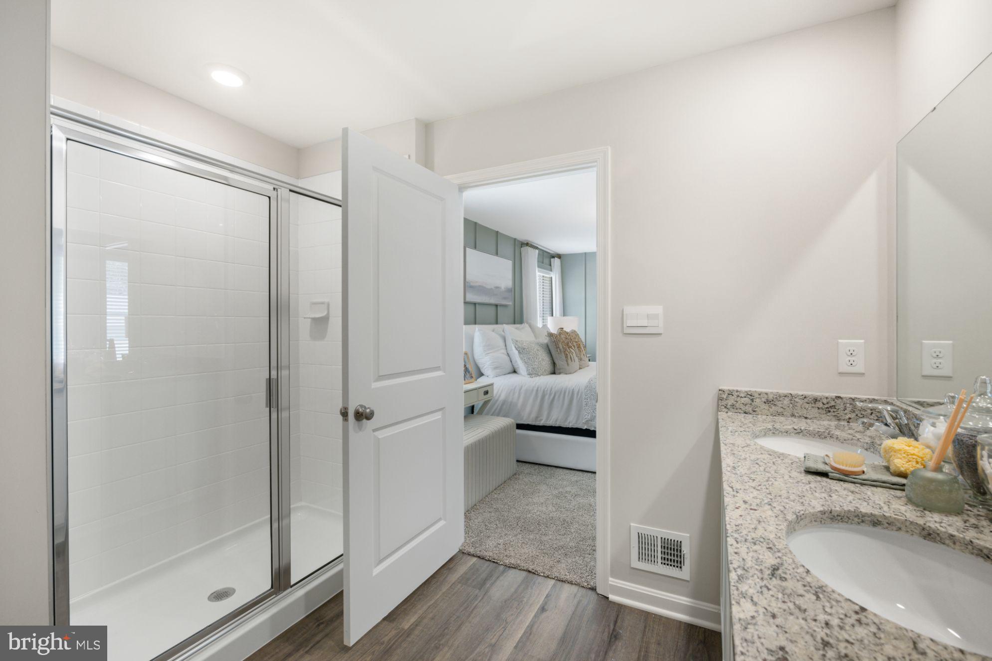 TOLLHOUSE WOODS - Residential