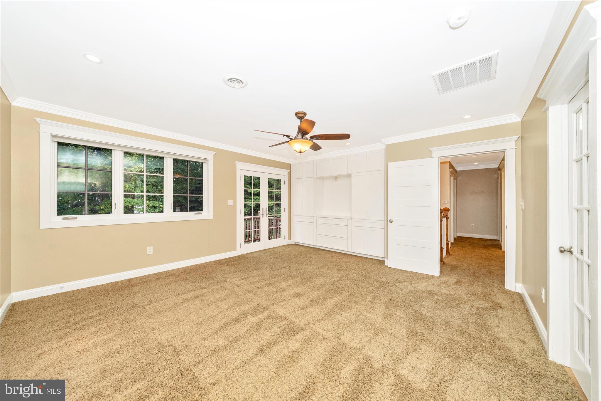 HILLANDALE - Residential Lease