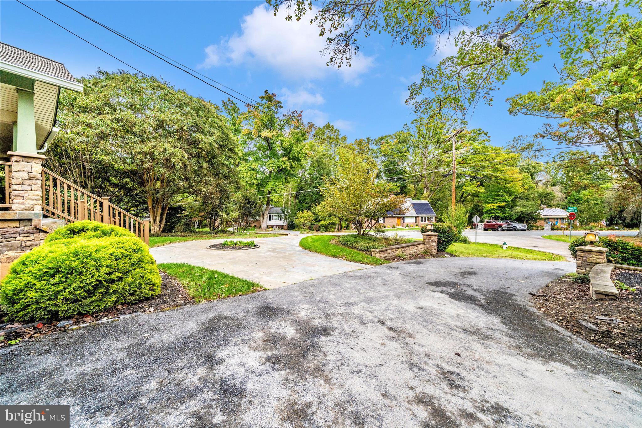 HILLANDALE - Residential Lease