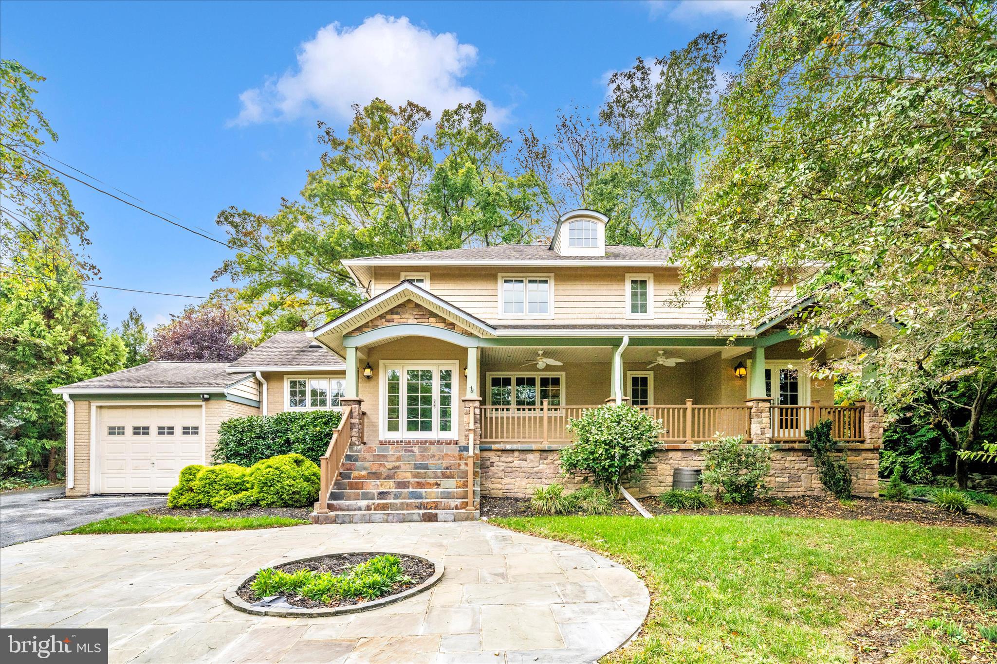 HILLANDALE - Residential Lease