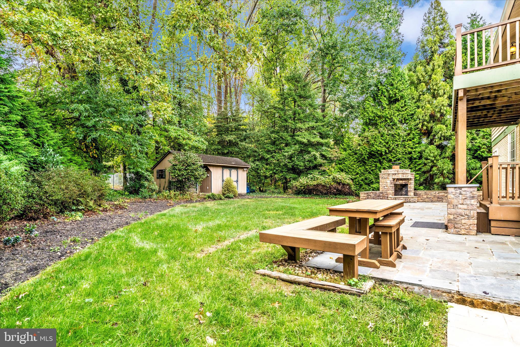 HILLANDALE - Residential Lease