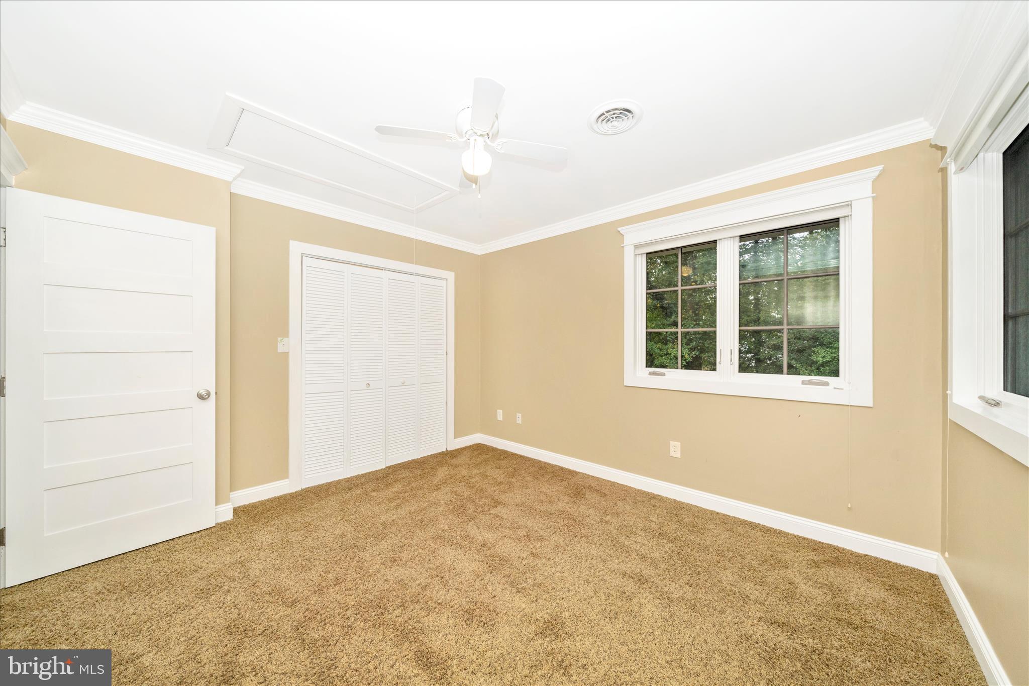 HILLANDALE - Residential Lease