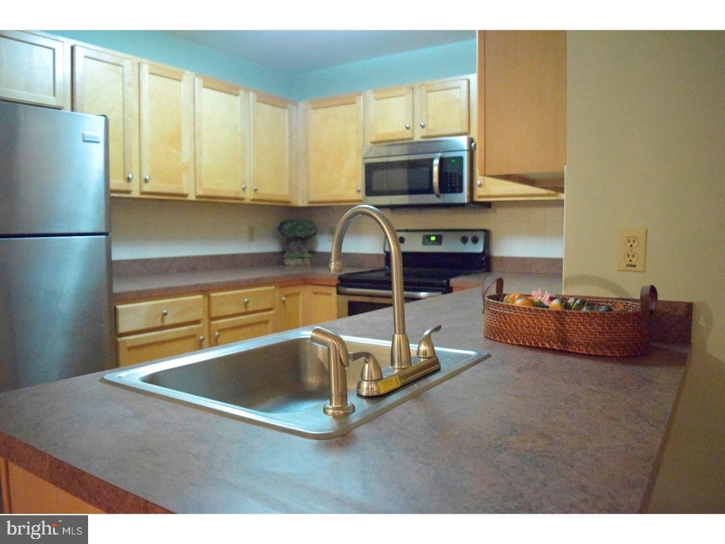 VERNON COURT - Residential