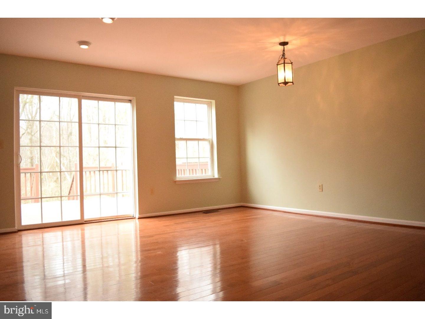 VERNON COURT - Residential