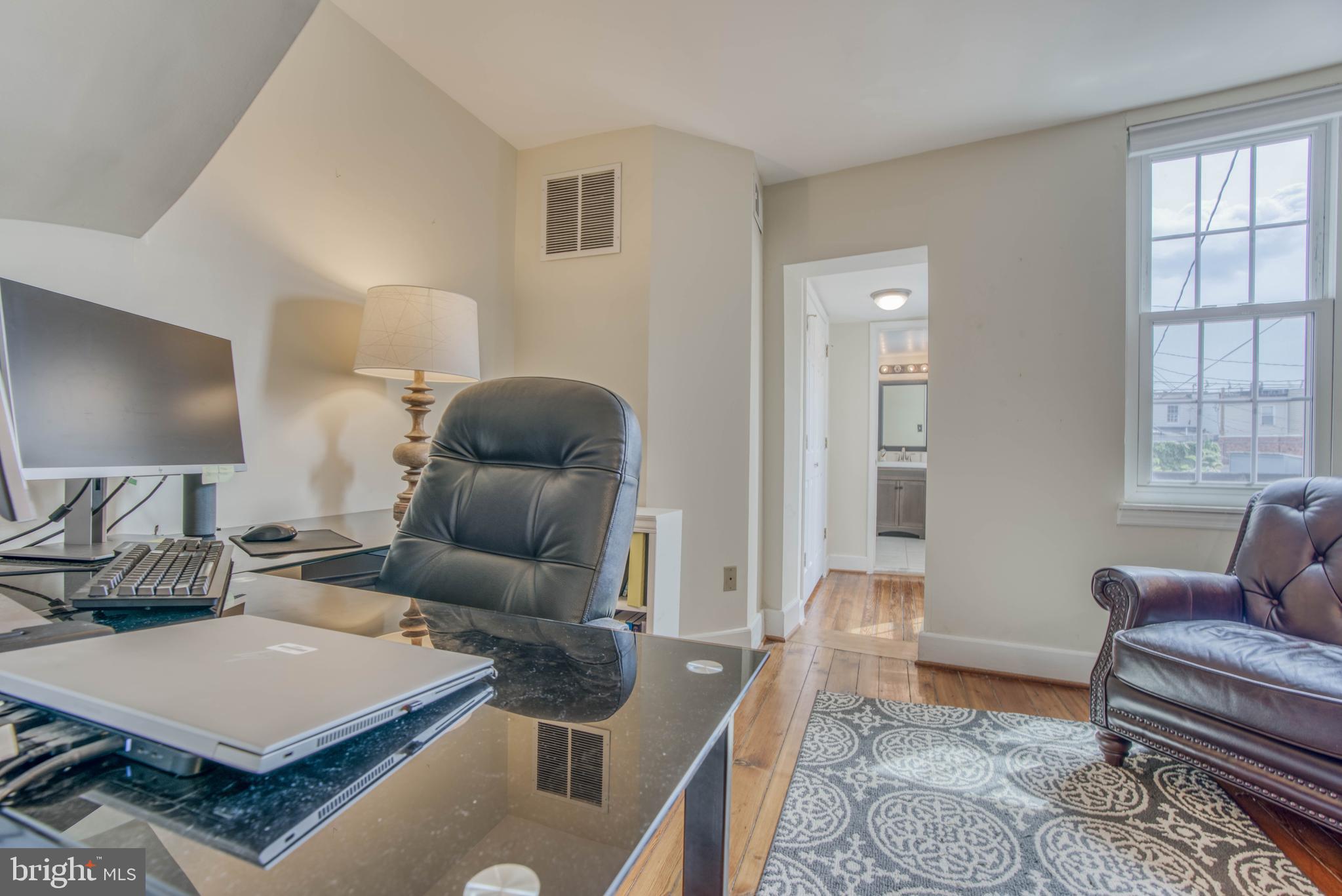 RIVERSIDE - Residential