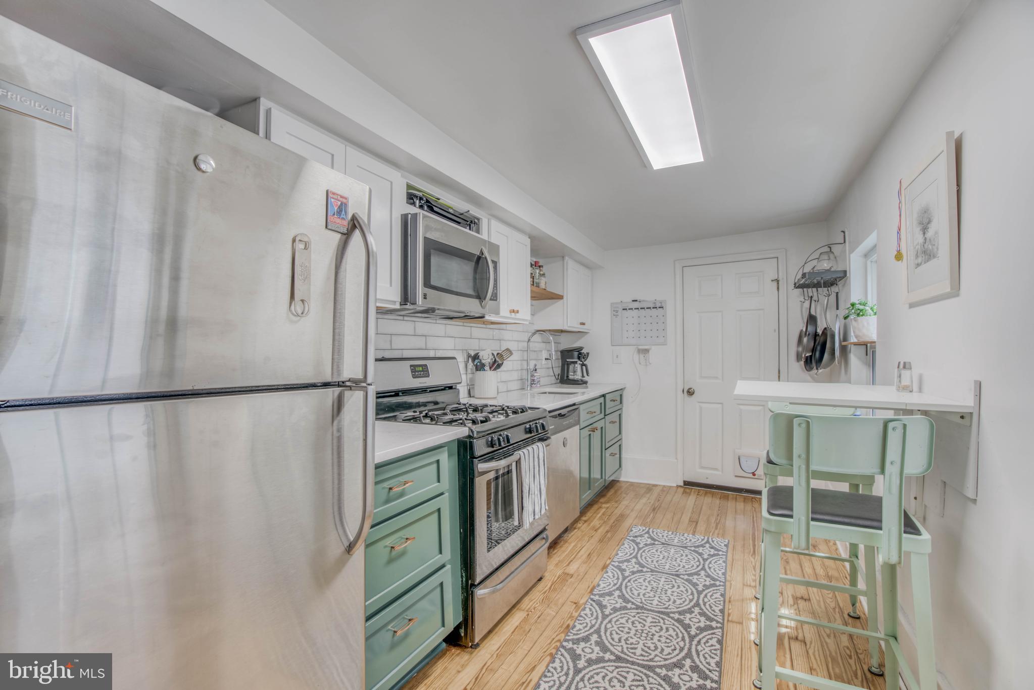 RIVERSIDE - Residential