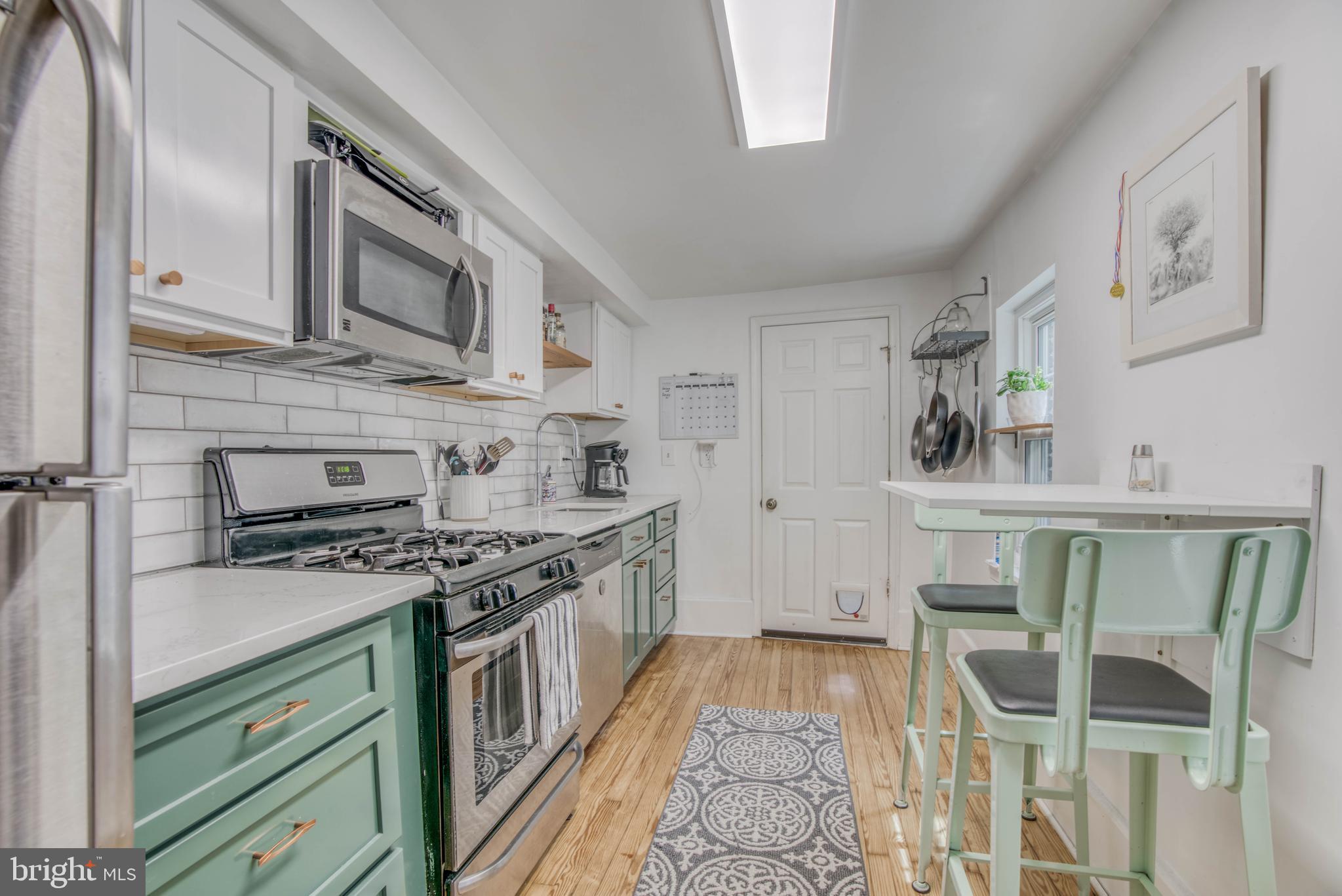 RIVERSIDE - Residential