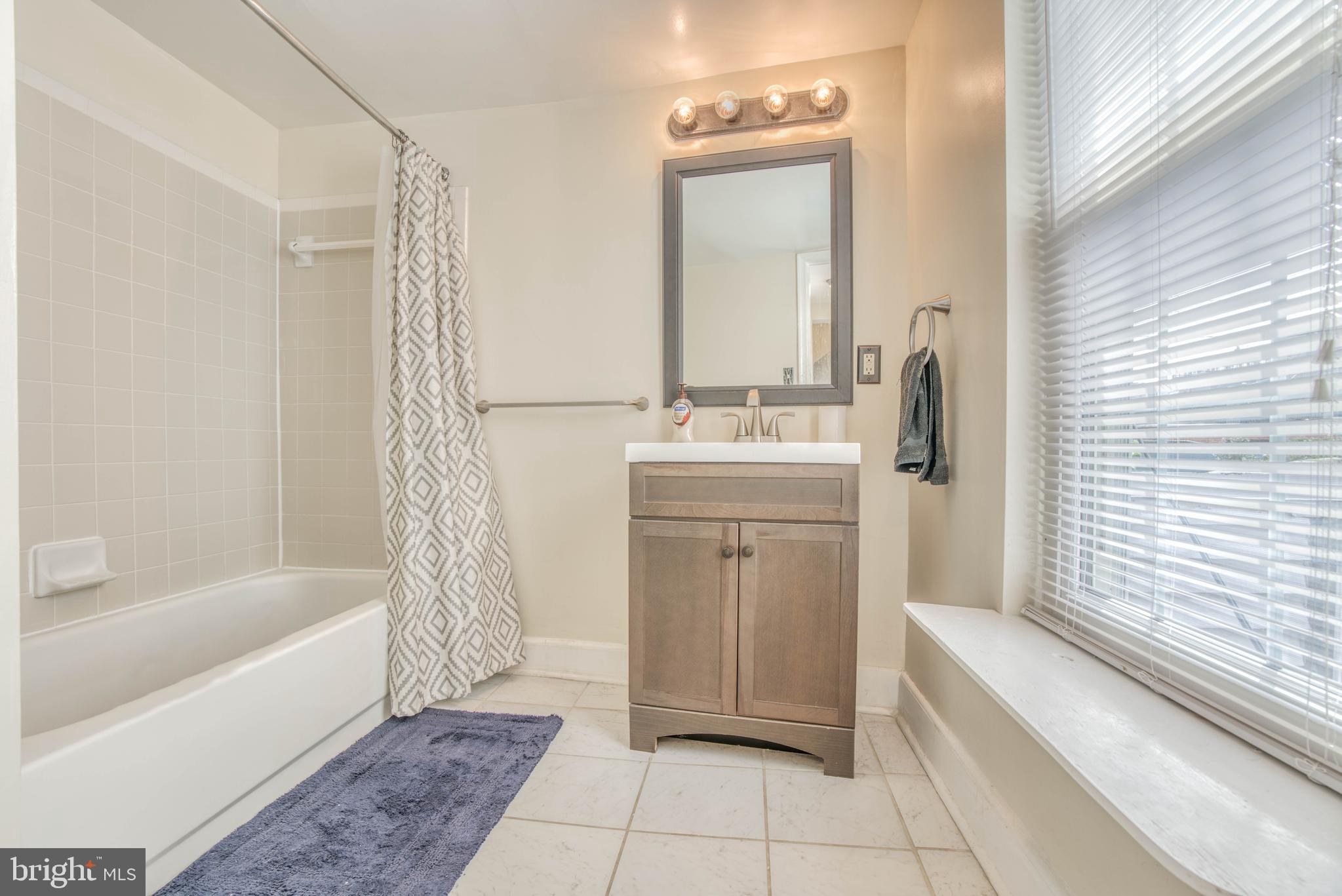 RIVERSIDE - Residential