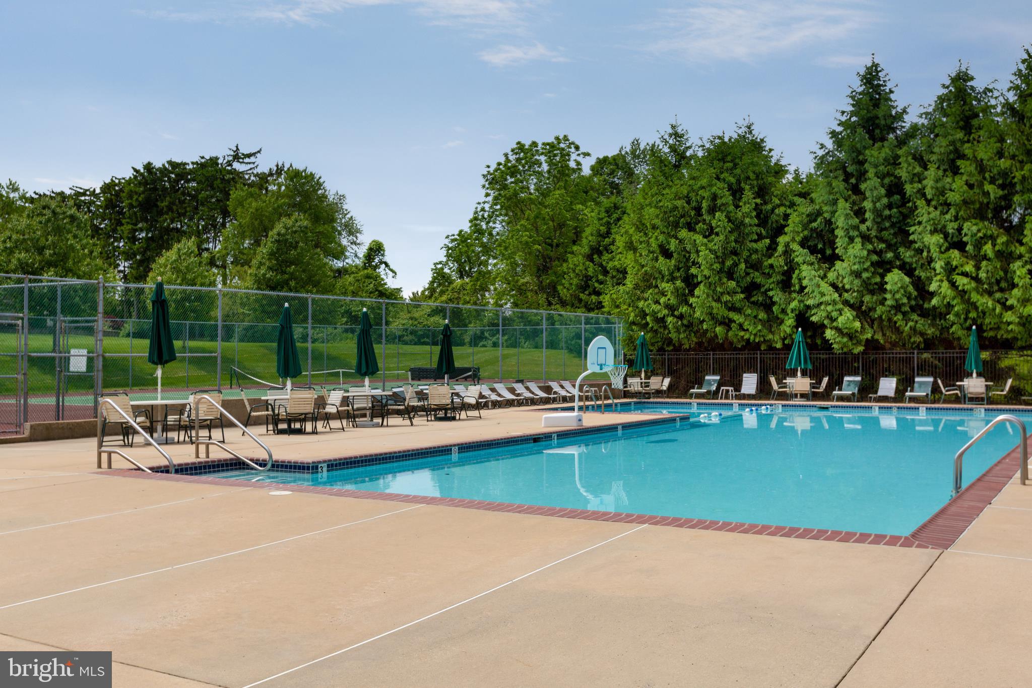 COBBLESTONES AT TH - Residential